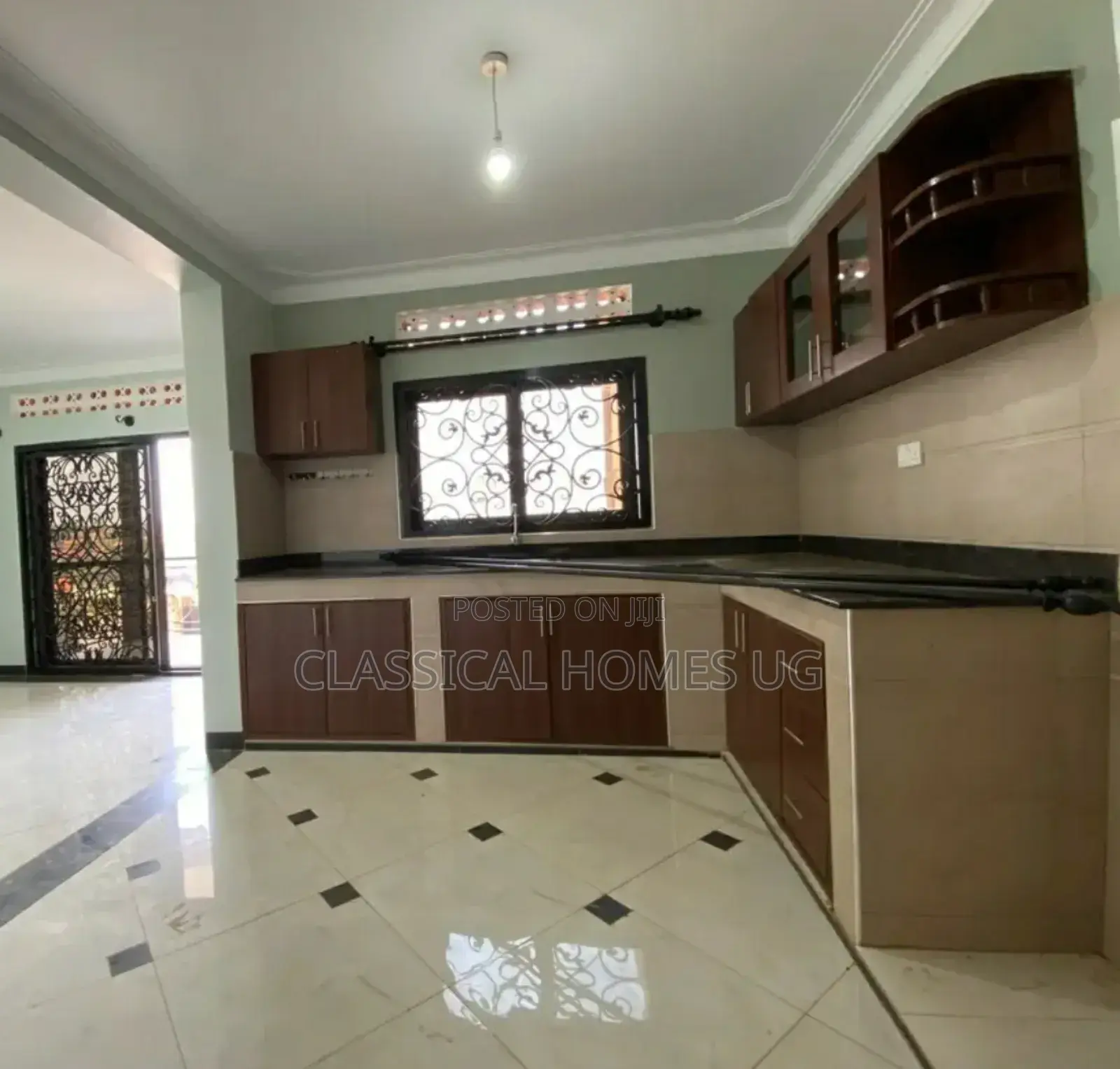 3bdrm Apartment in Lubowa Entebbe Road, Central Division for rent in Central Division