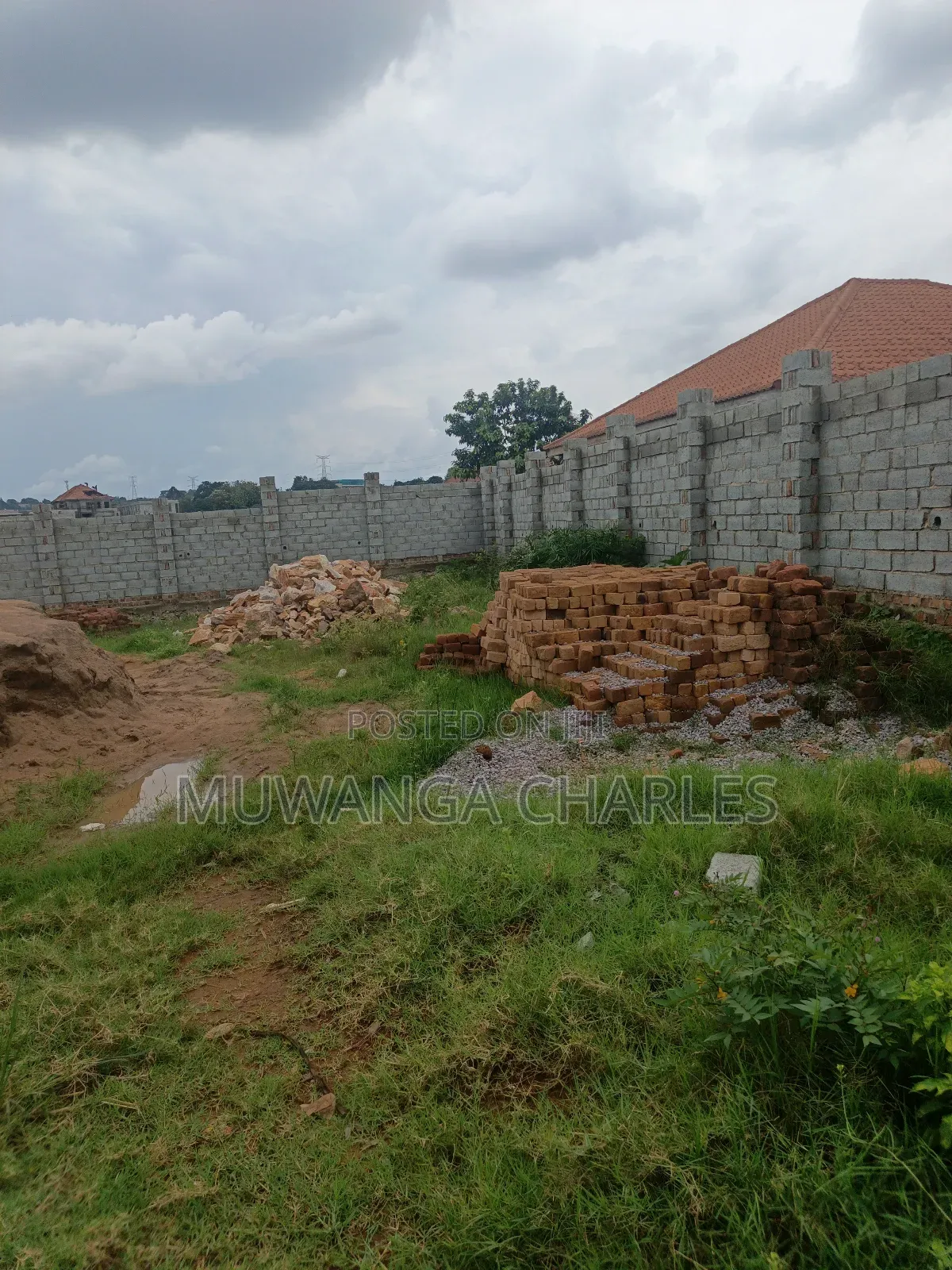 25decimals of Land on Quick Sale in Kyanja Kungu in Division A