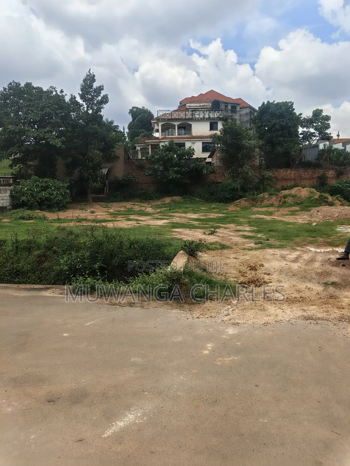 100by50ft Plot on Sale in Kyanja Ring Road in Nakawa