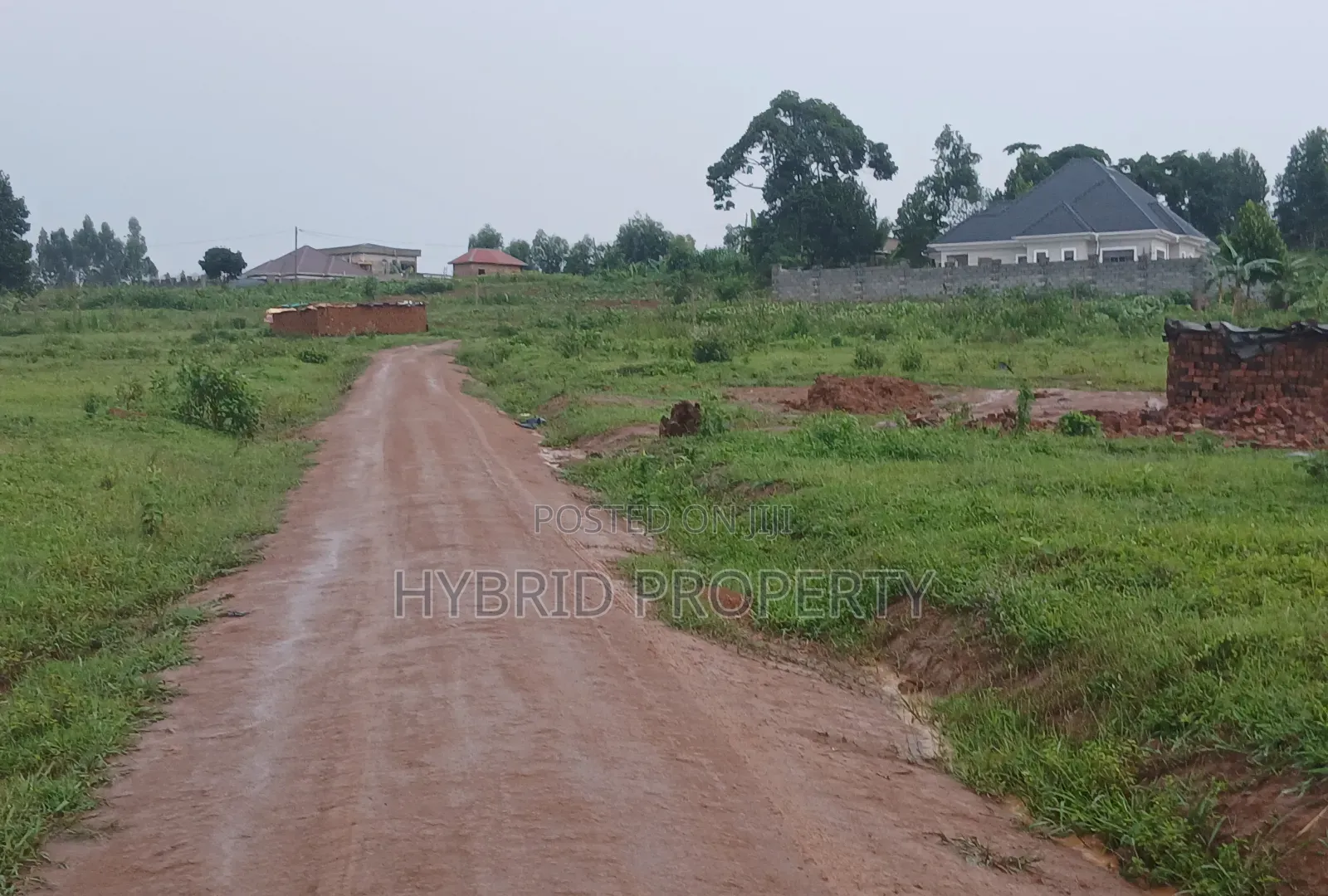 Prime Plots for Sale at Entebbe~Ziru Executive Land Estate~Entebbe Rd. in Ssisa