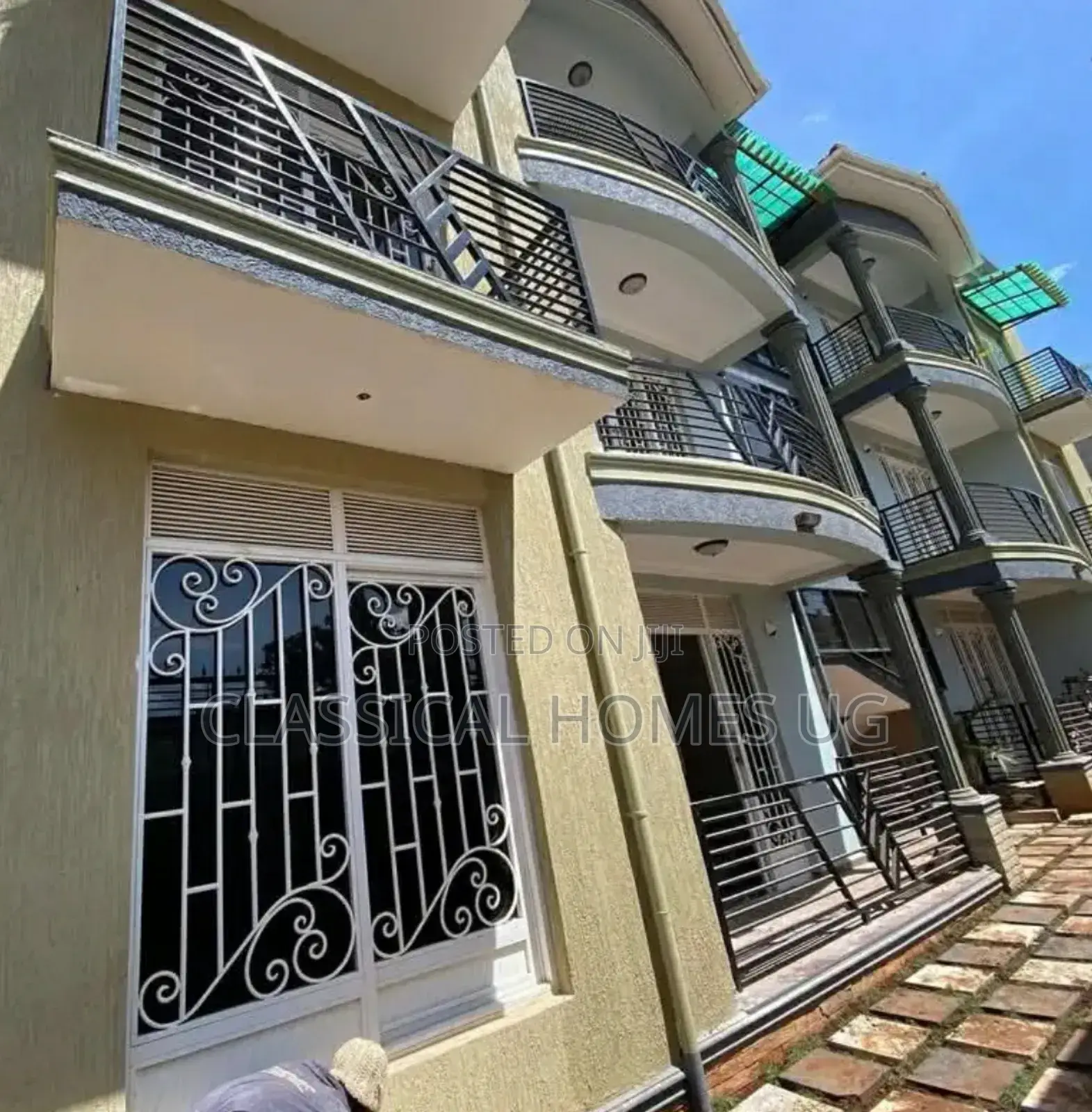 3bdrm Apartment in Lubowa Entebbe Road, Central Division for rent in Central Division