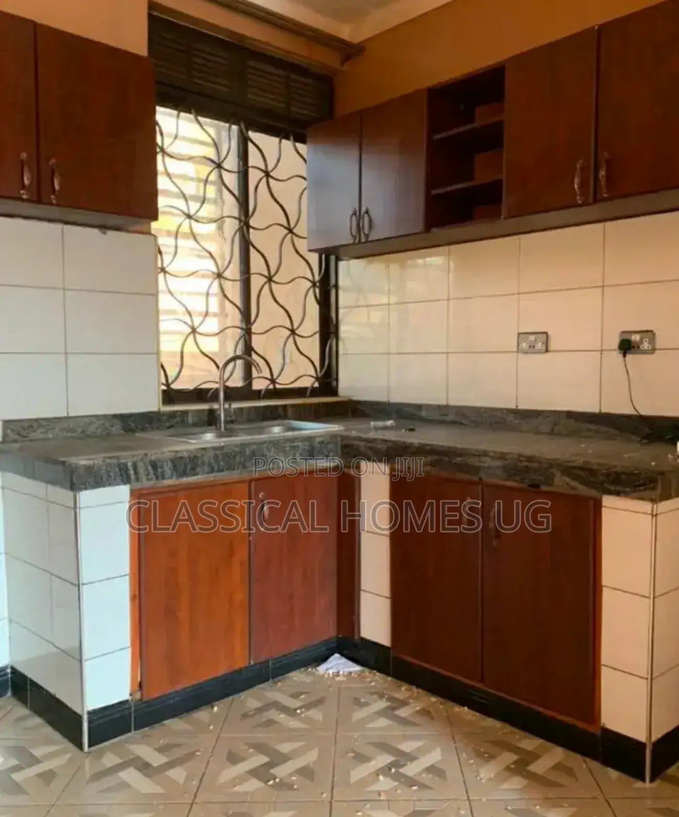 2bdrm Apartment in Maganjo Bombo Road, Central Division for rent in Central Division