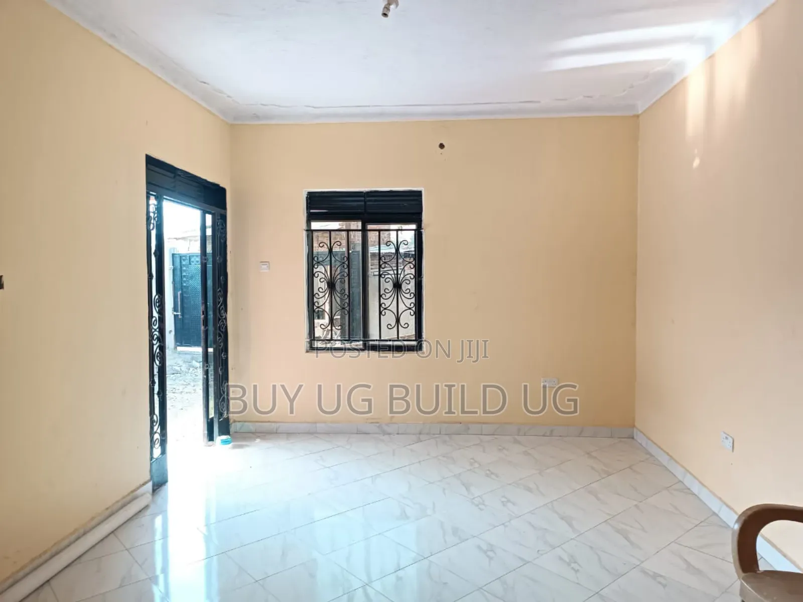 3bdrm Bungalow in Kira Nakwero, Division B for sale in Division B