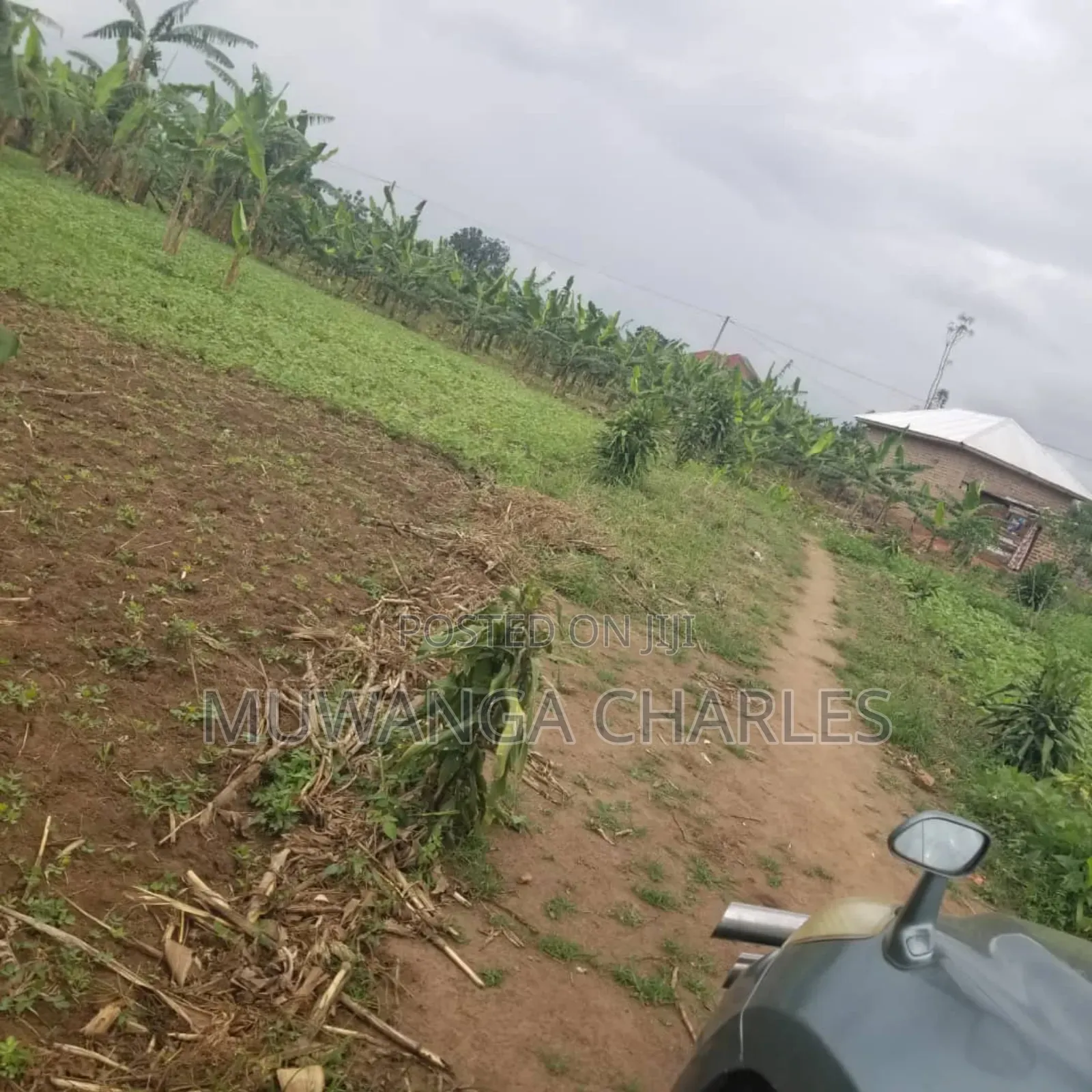 Plot on Sale in Entebbe Road Nkumba in Katabi