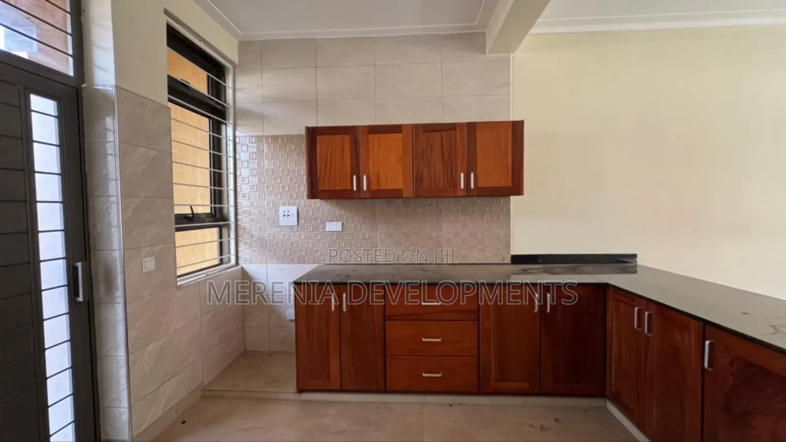 4bdrm House in Bugoloobi, Central Division for rent in Central Division