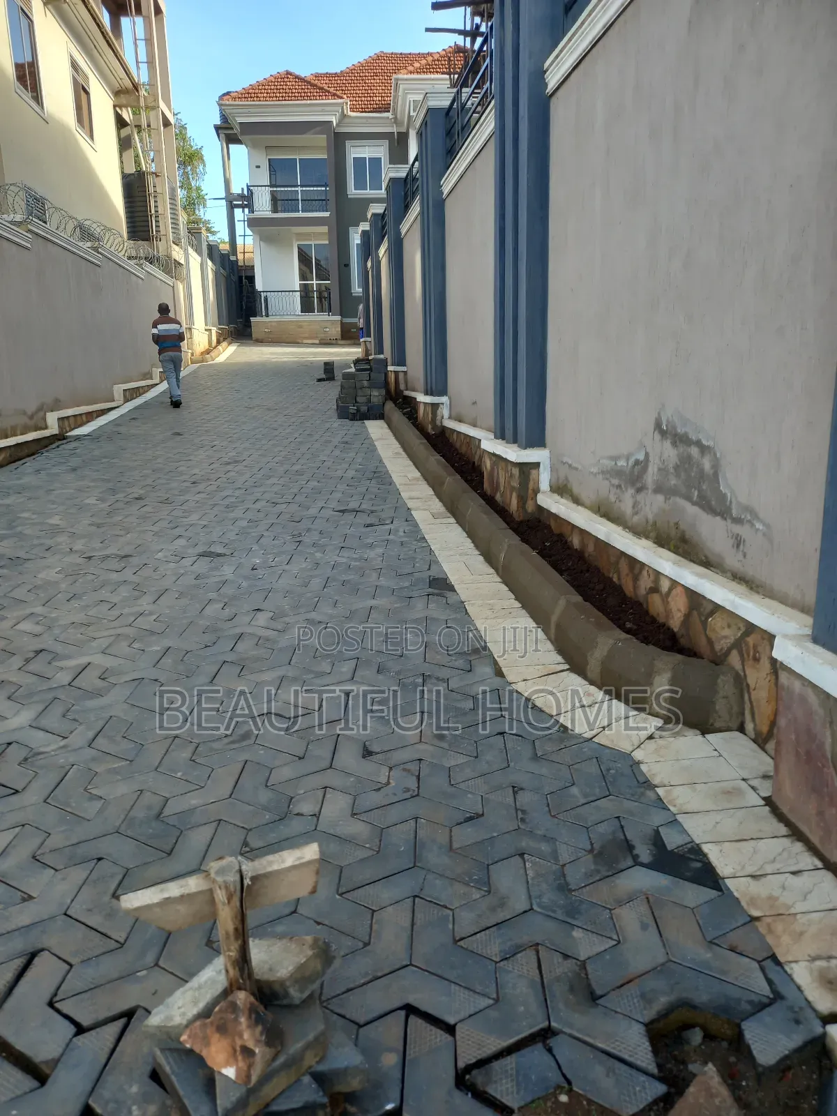 Furnished 5bdrm House in Kira, Central Division for sale in Central Division