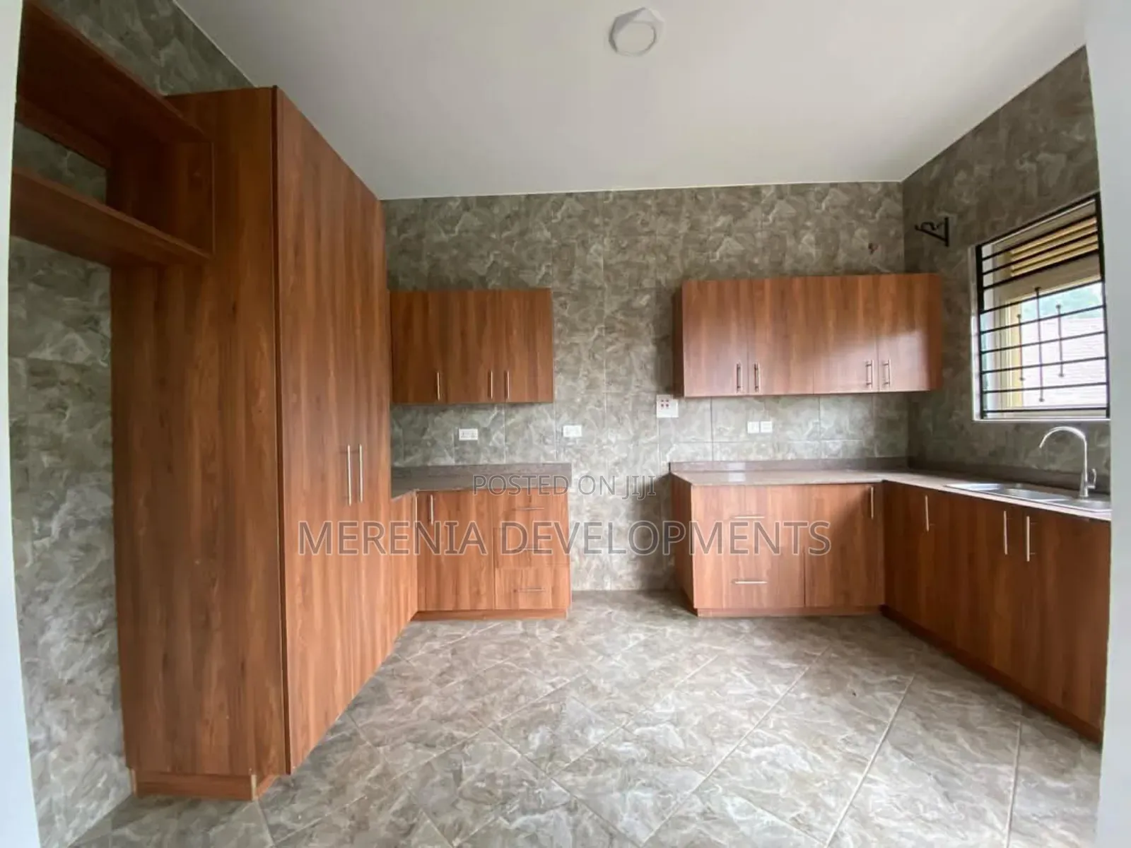 3bdrm Apartment in Kisaasi, Kawempe for rent in Kawempe