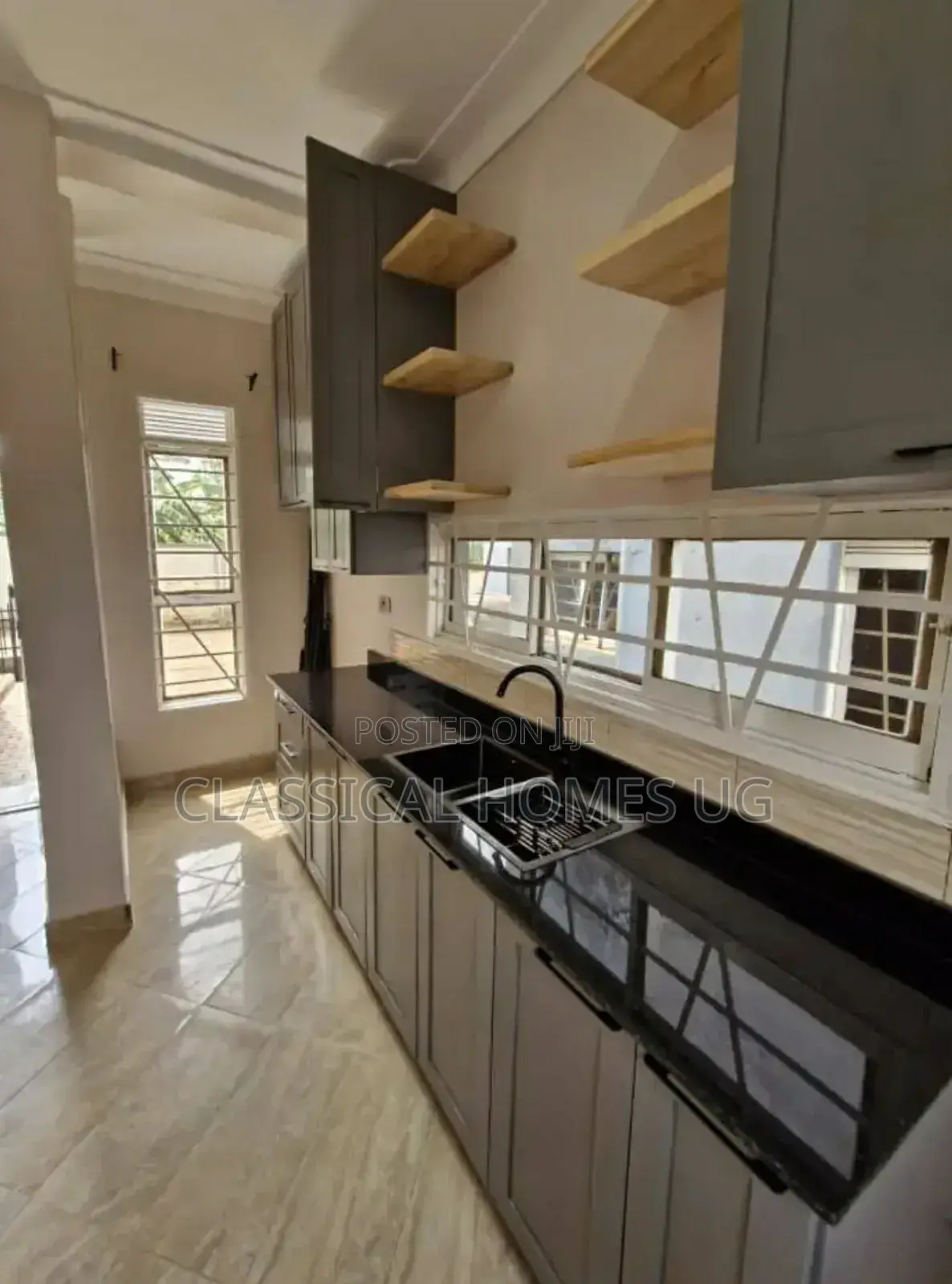 4bdrm Duplex in Muyenga, Central Division for rent in Central Division