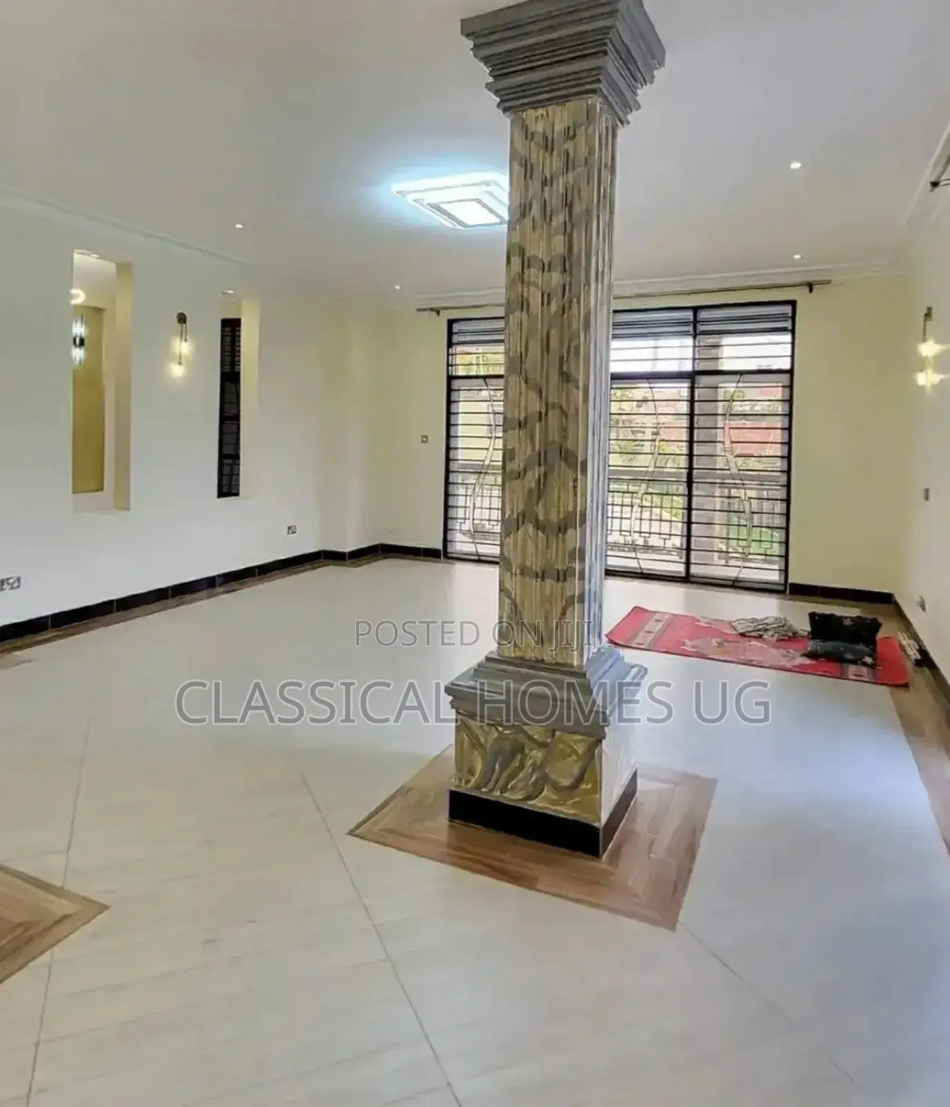 5bdrm Duplex in Akright Bwebajja, Central Division for rent in Central Division