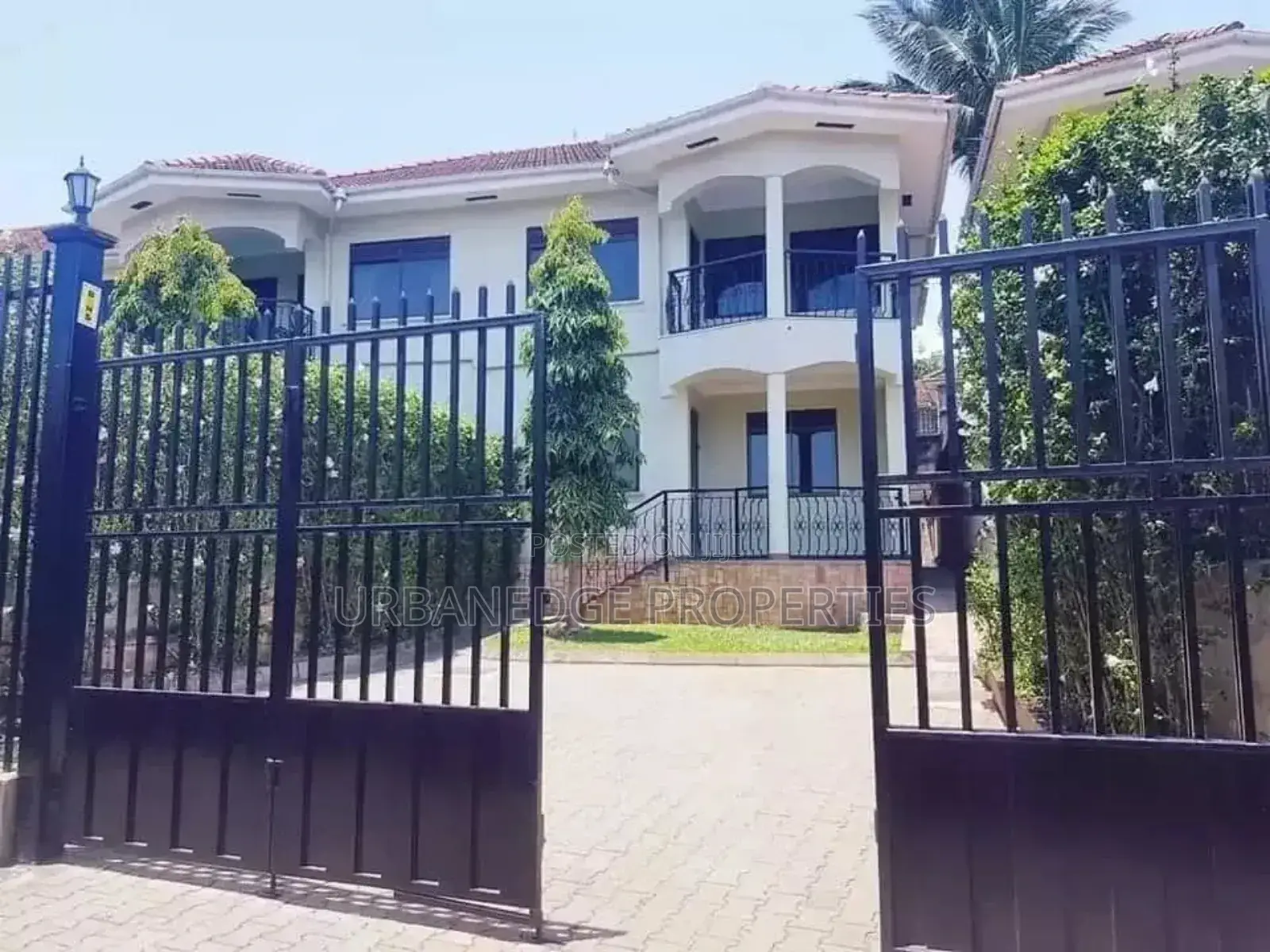 3bdrm Villa in Bugolobi, Central Division for rent in Central Division