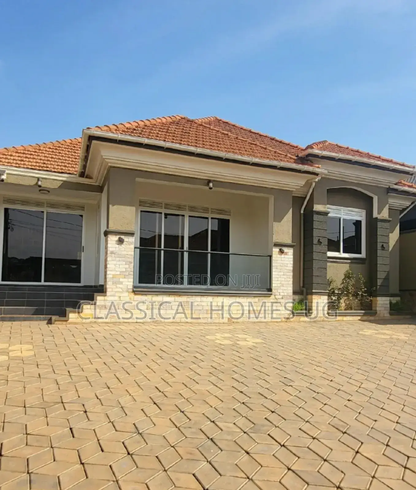 4bdrm Bungalow in Akright Bwebajja, Central Division for rent in Central Division