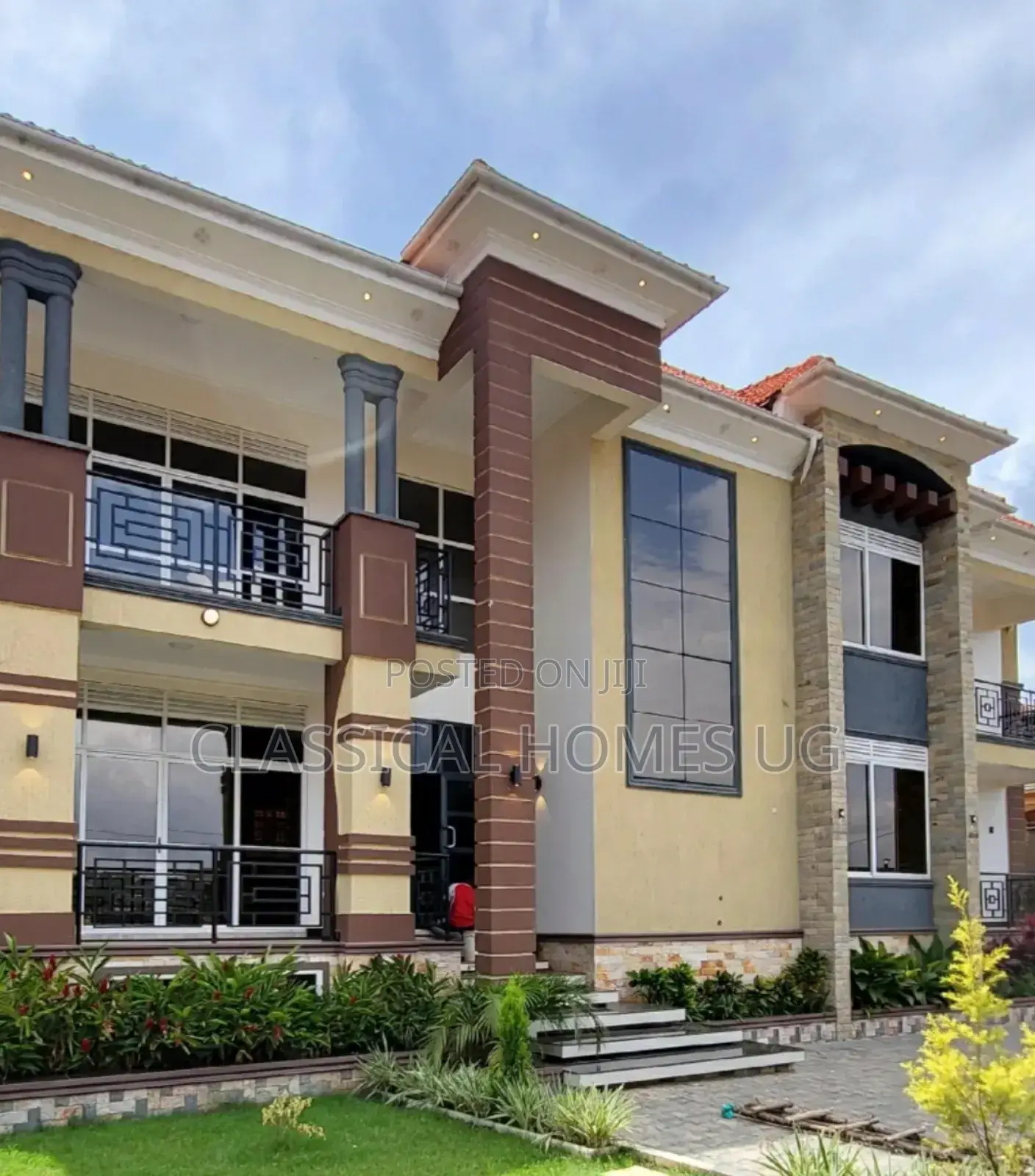 5bdrm Duplex in Akright Bwebajja, Central Division for rent in Central Division