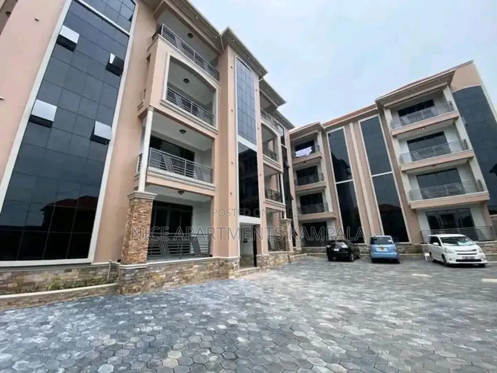 3bdrm Apartment in Muyenga, Central Division for rent in Central Division