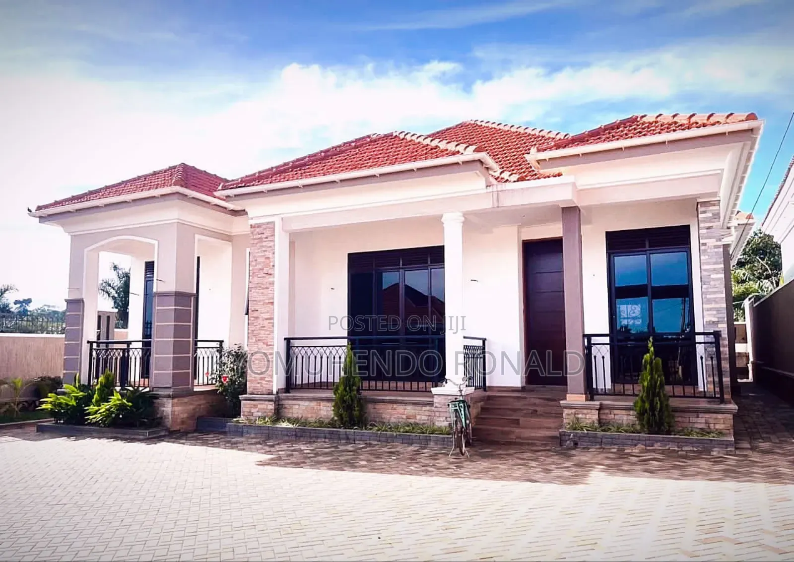 5bdrm House in Kyaliwajara, Nakawa for sale in Nakawa