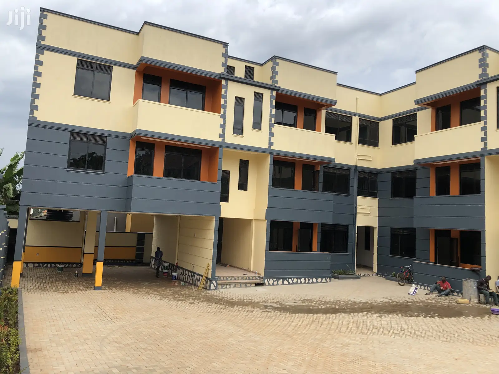 Condomimiums In Kira Tarmacked Neighborhood For Sell in Kampala