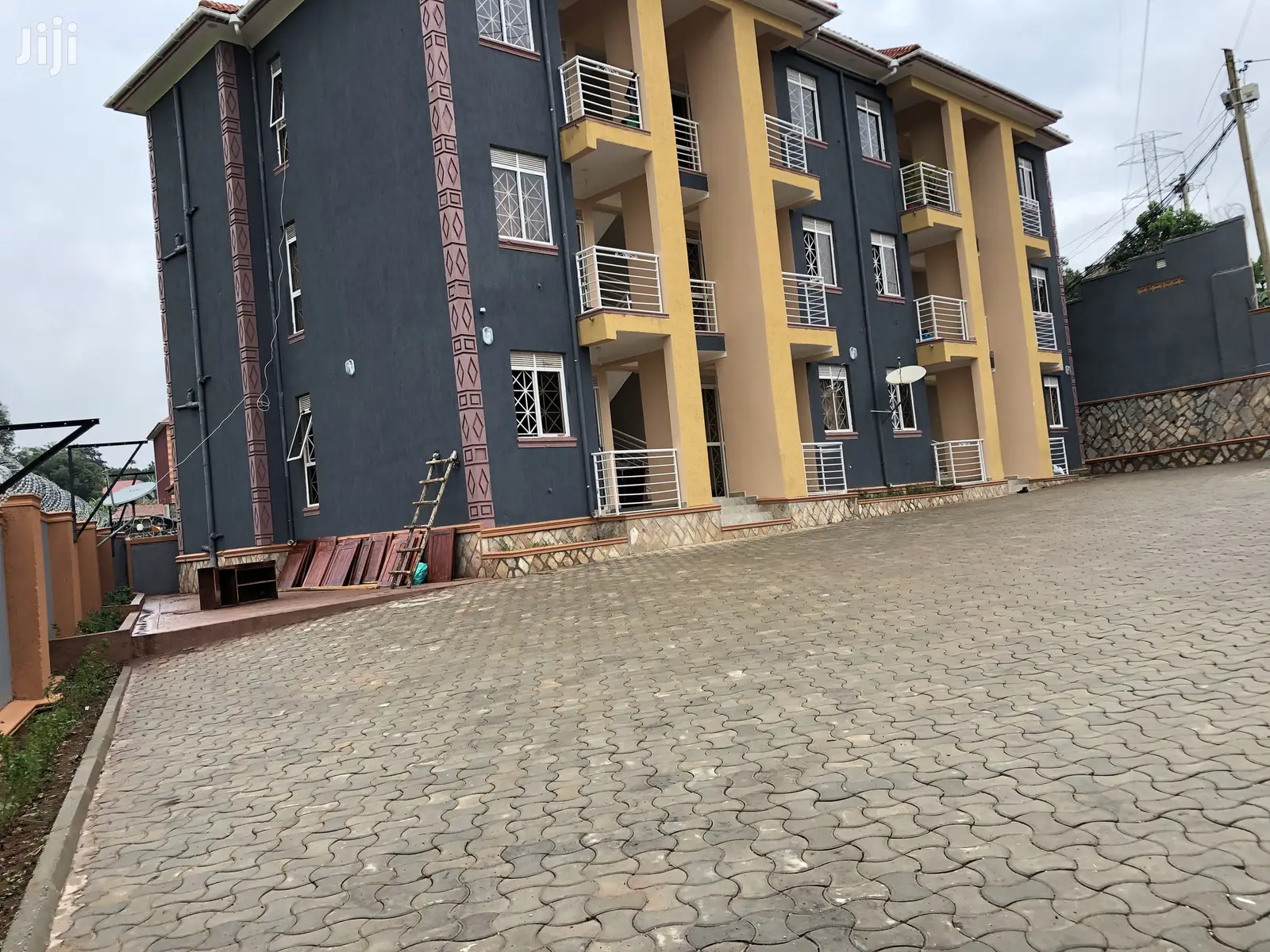 Kyaliwajjara Apartment Building On Sell in Kampala