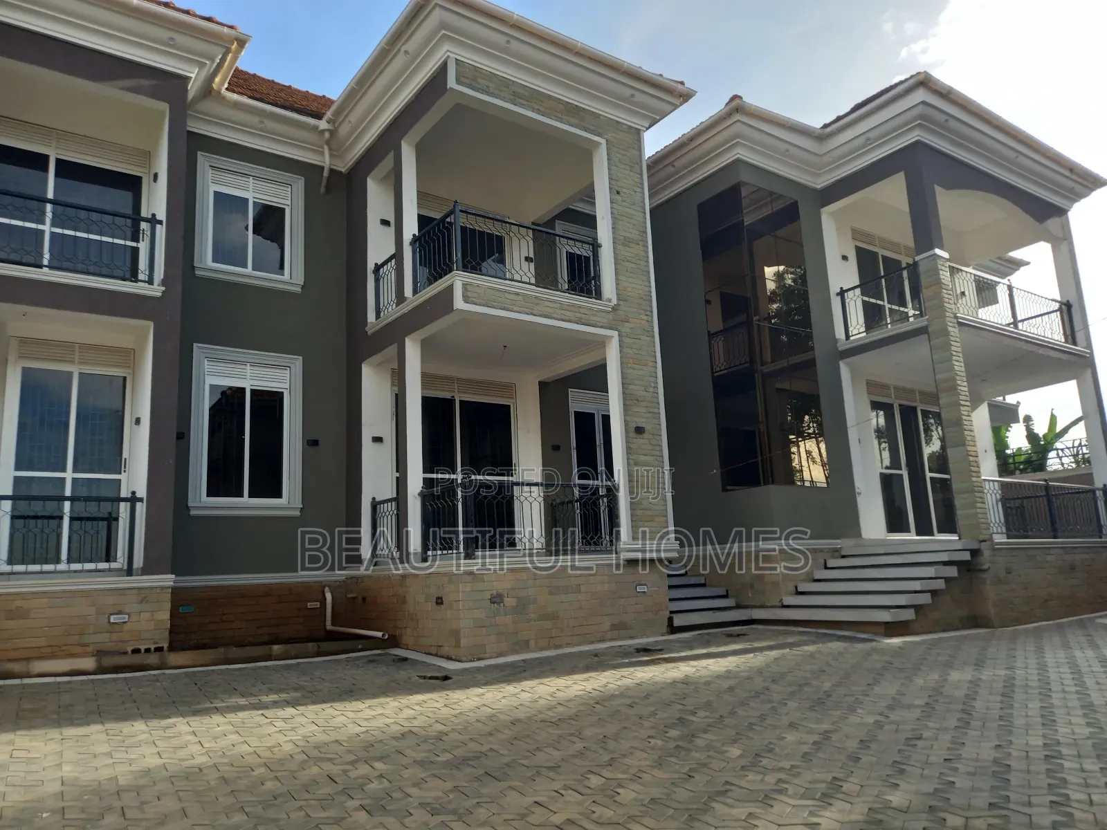 Furnished 5bdrm Maisonette in Kira for sale in Kira