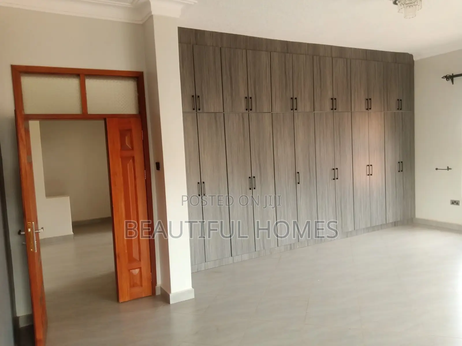 Furnished 5bdrm Duplex in Kira, Central Division for sale in Central Division