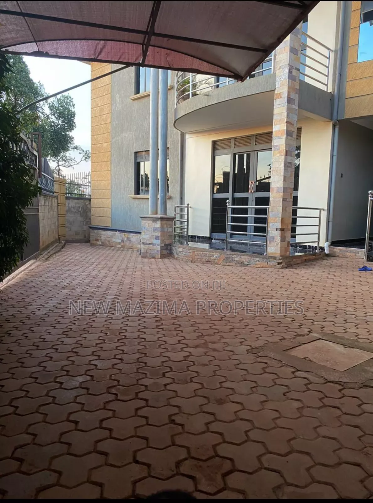 6bdrm Apartment in Biira, Central Division for sale in Central Division