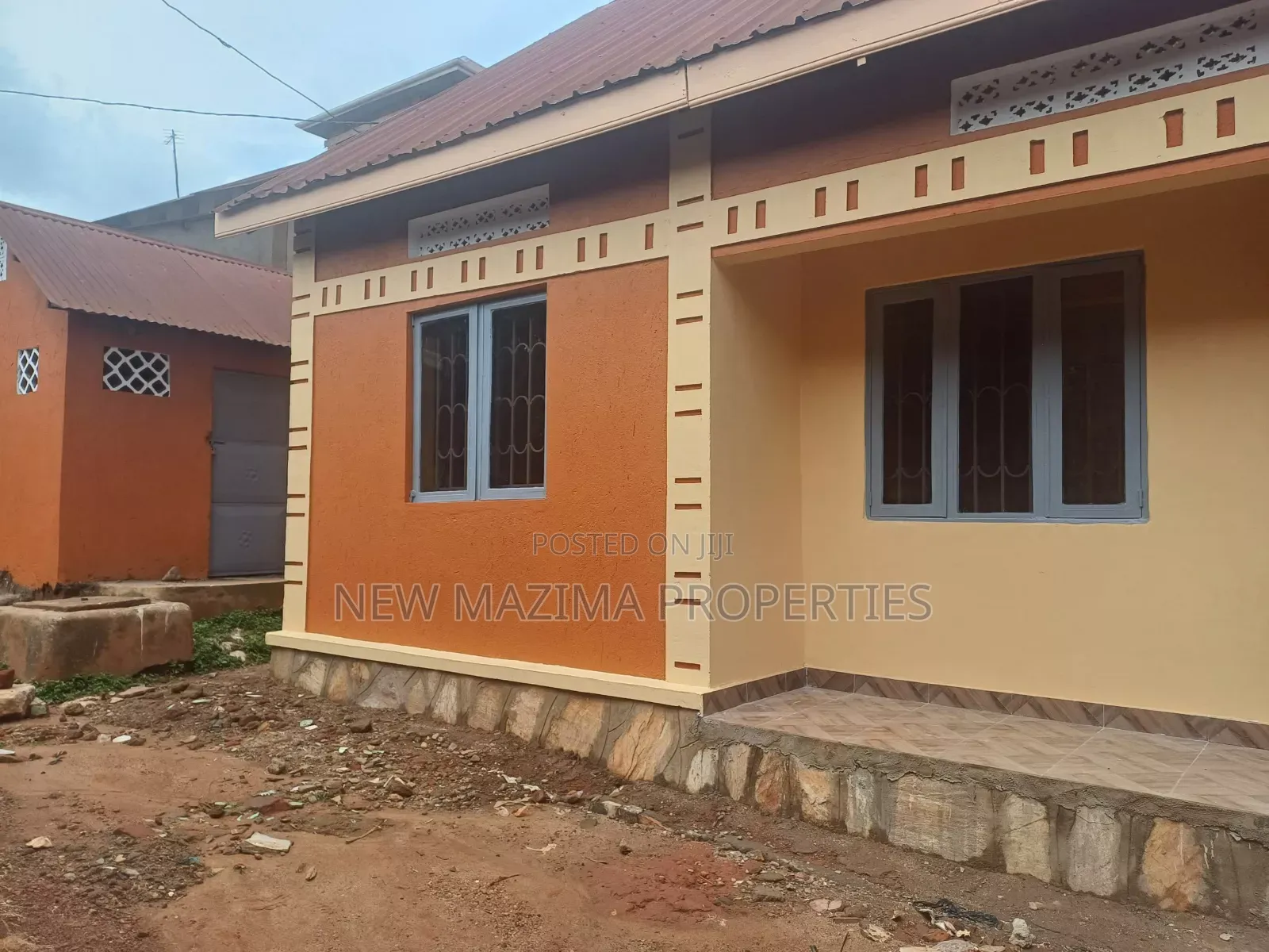 3bdrm Bungalow in Namasuba Town, Central Division for sale in Central Division