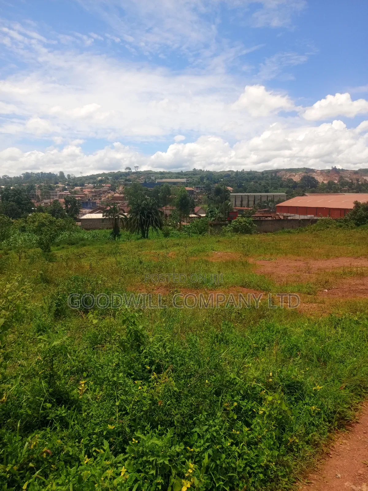6 Acres of Land in Mbalala Mukono Touching on a Bigger Feeder Road in Central Division