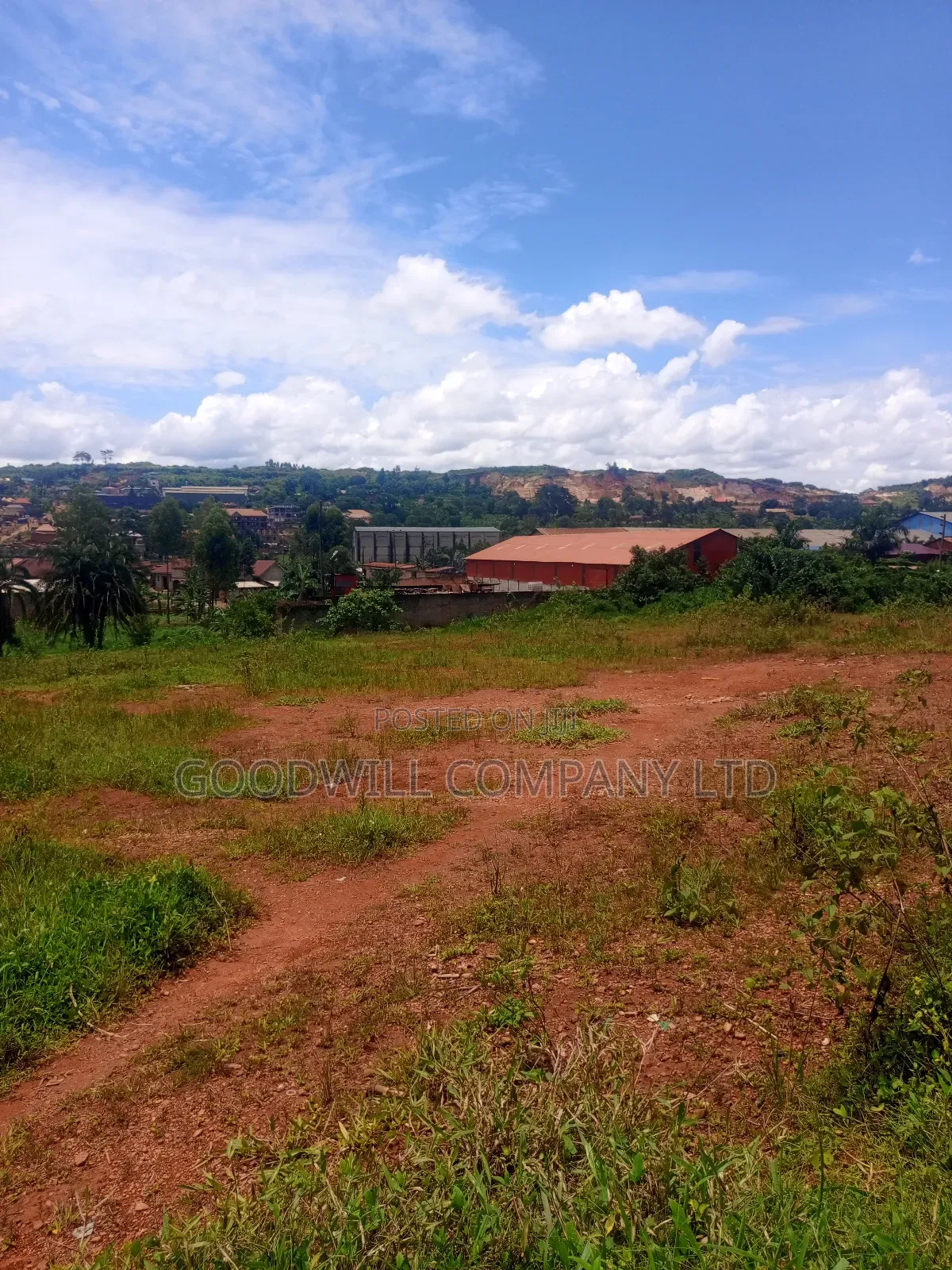 6 Acres of Land in Mbalala Mukono Touching on a Bigger Feeder Road in Central Division