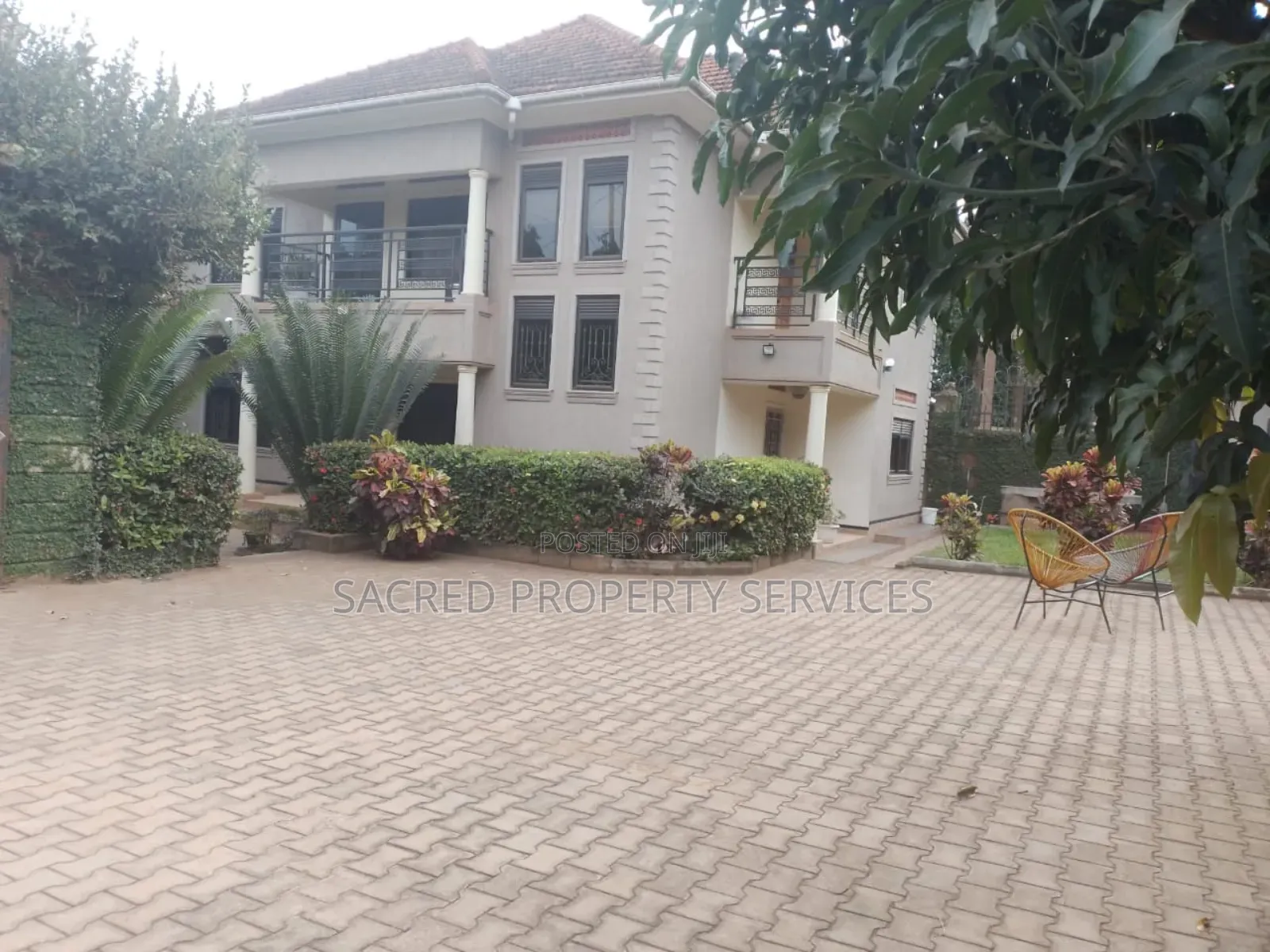 5bdrm Bungalow in Buwate, Kira for rent in Kira