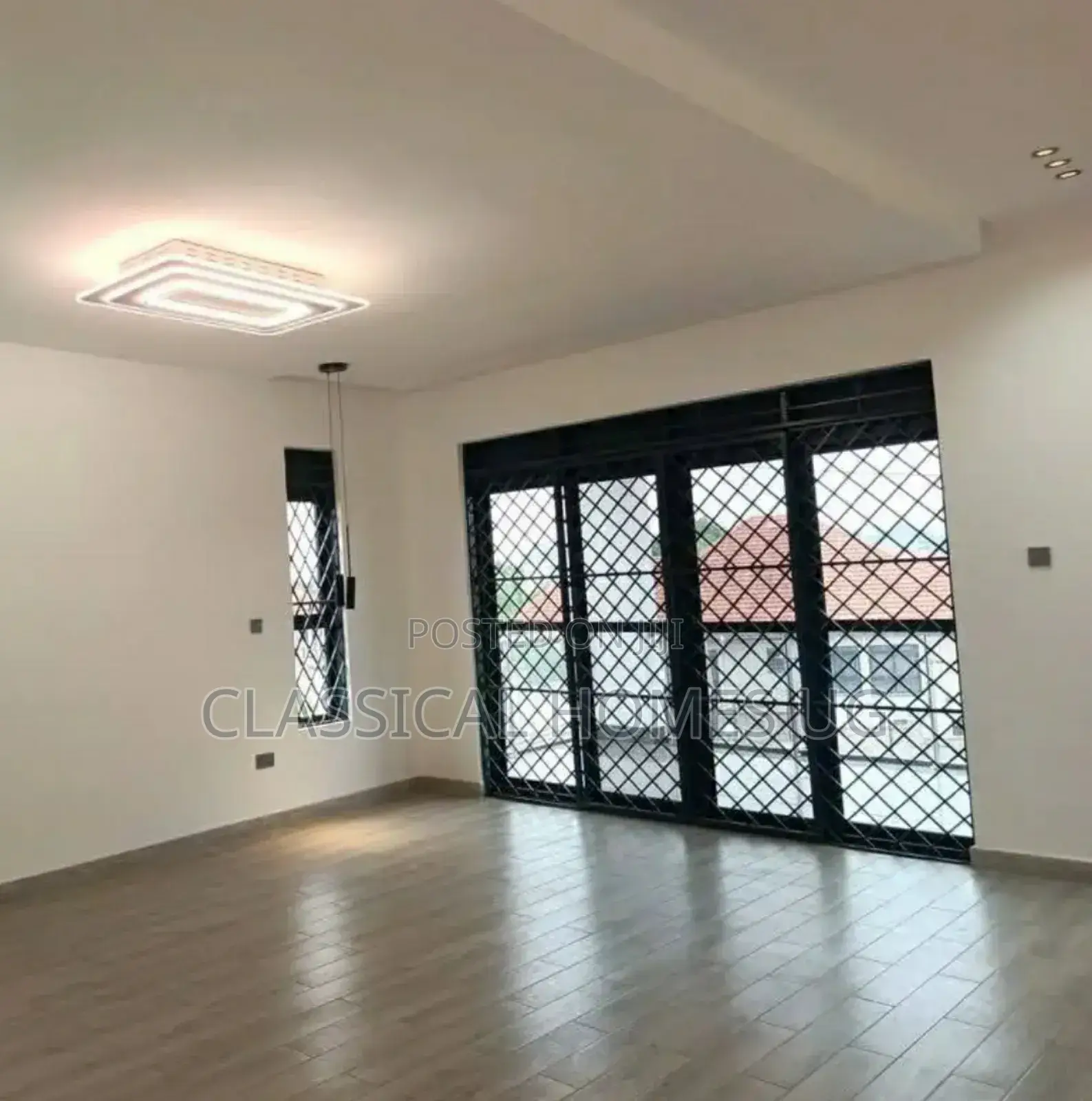 5bdrm Duplex in Akright Bwebajja, Central Division for rent in Central Division
