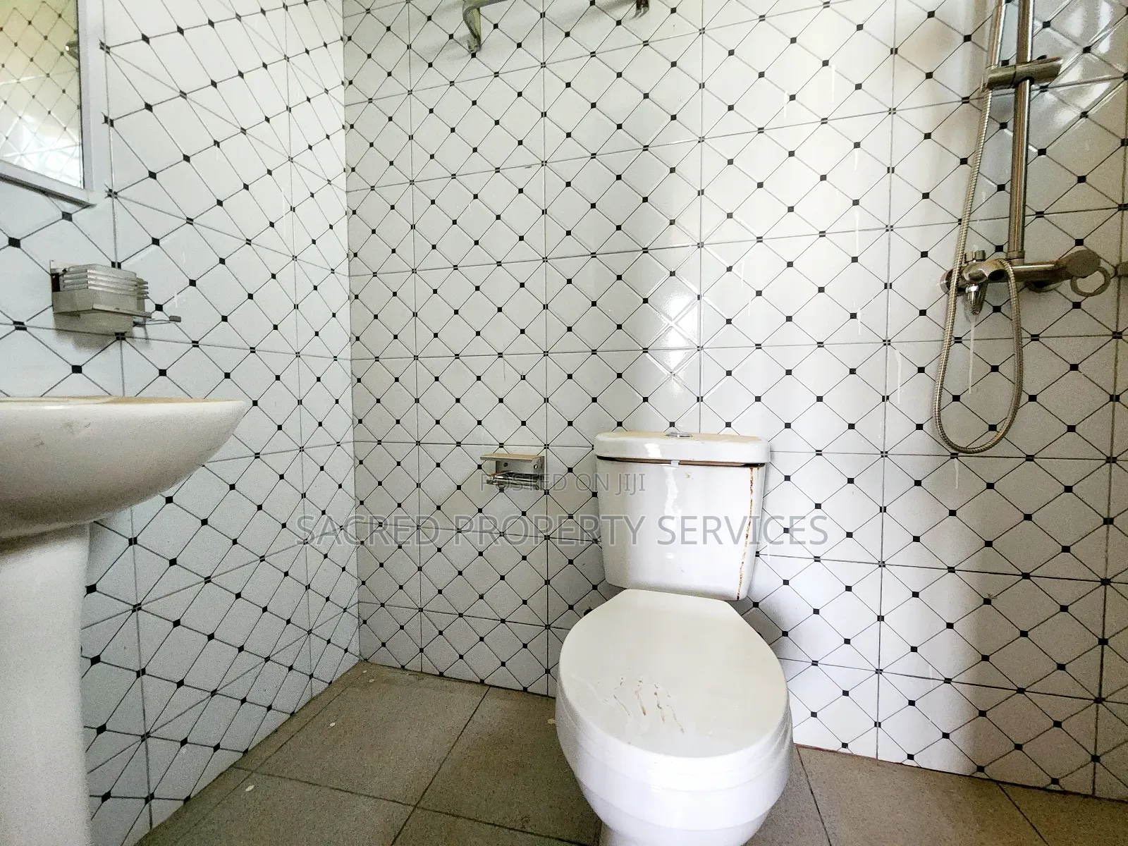 2bdrm Apartment in Mulawa Kira for rent in Kira