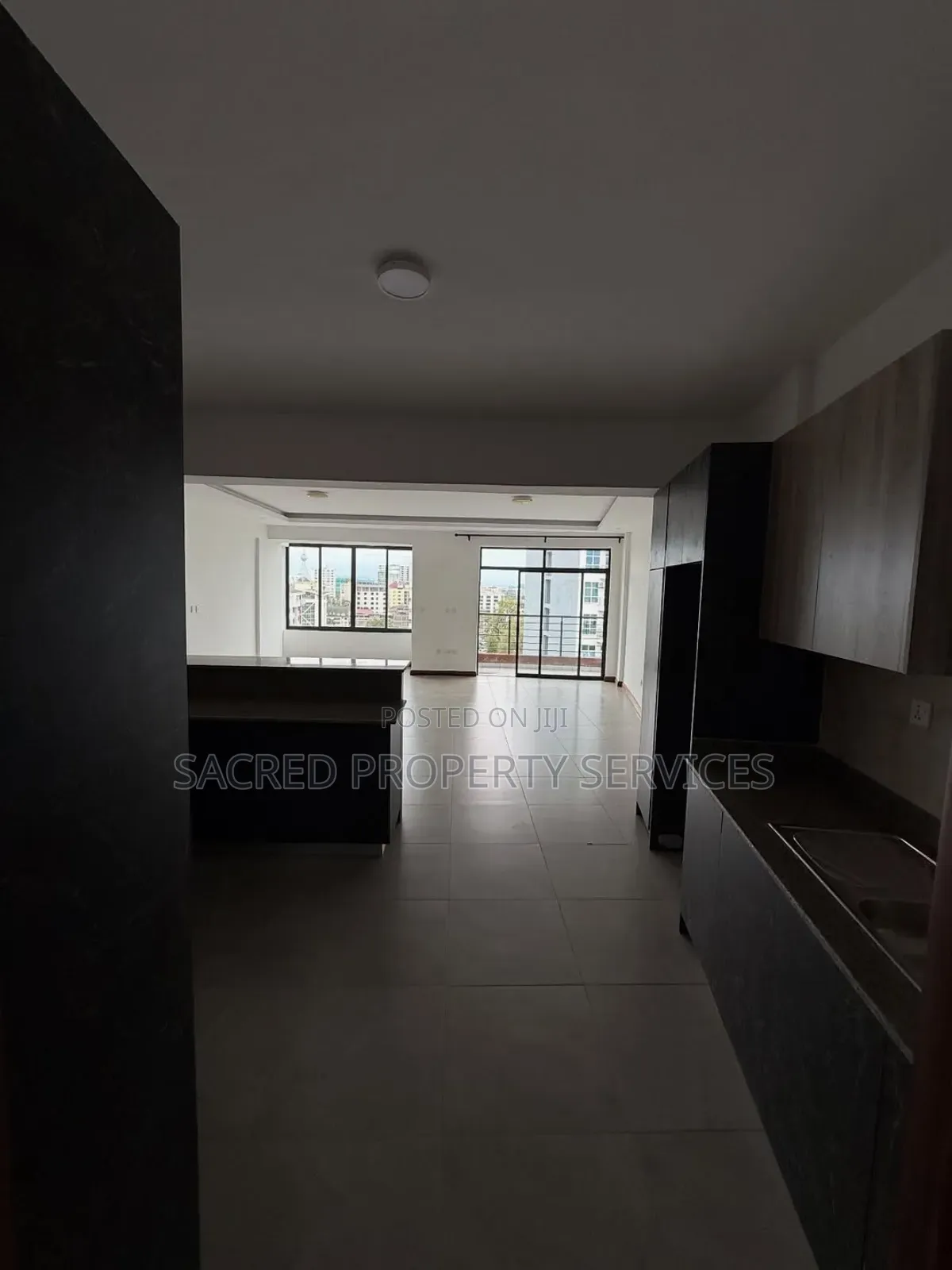 3bdrm Apartment in Naalya  Metroplox, Nakawa for rent in Nakawa