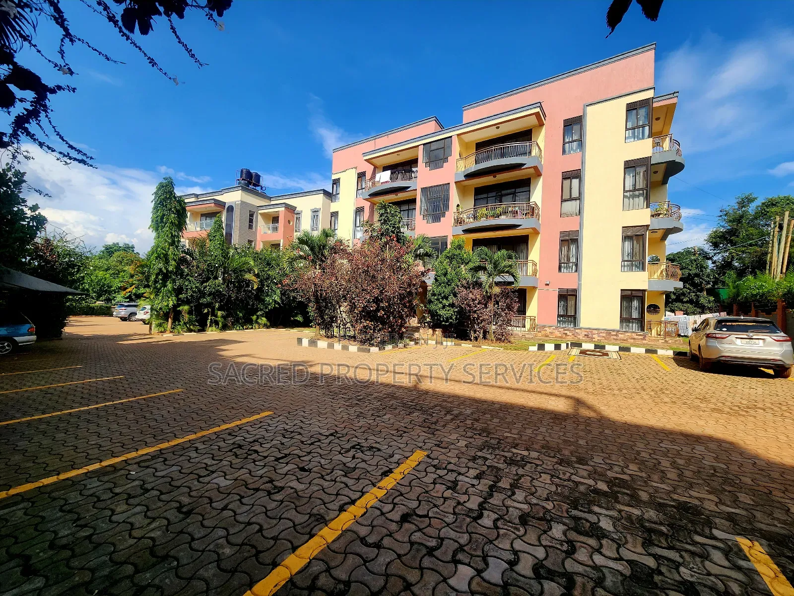 3bdrm Apartment in Kiwatule, Nakawa for rent in Nakawa