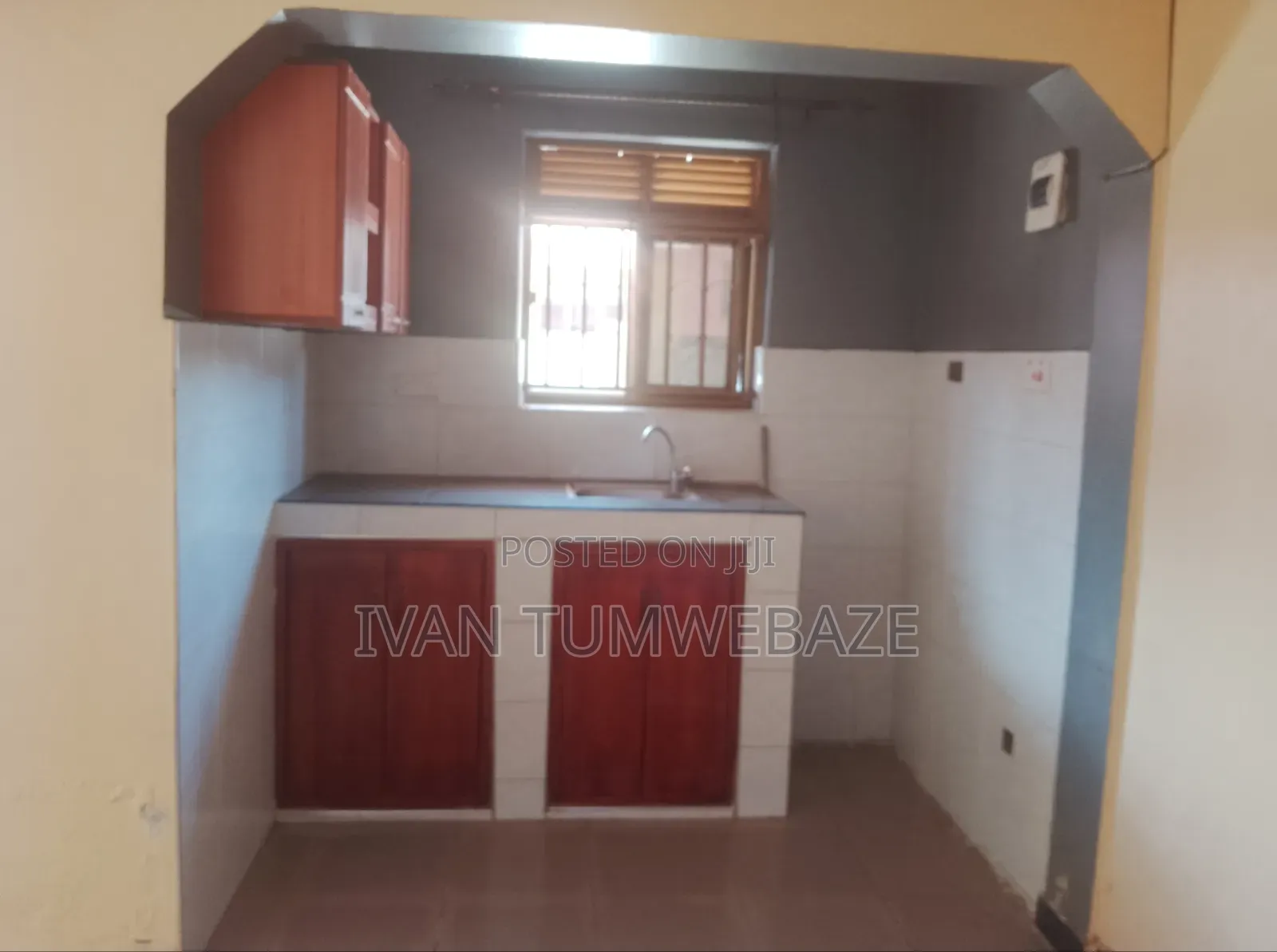 1bdrm House in Lweza, Central Division for rent in Central Division