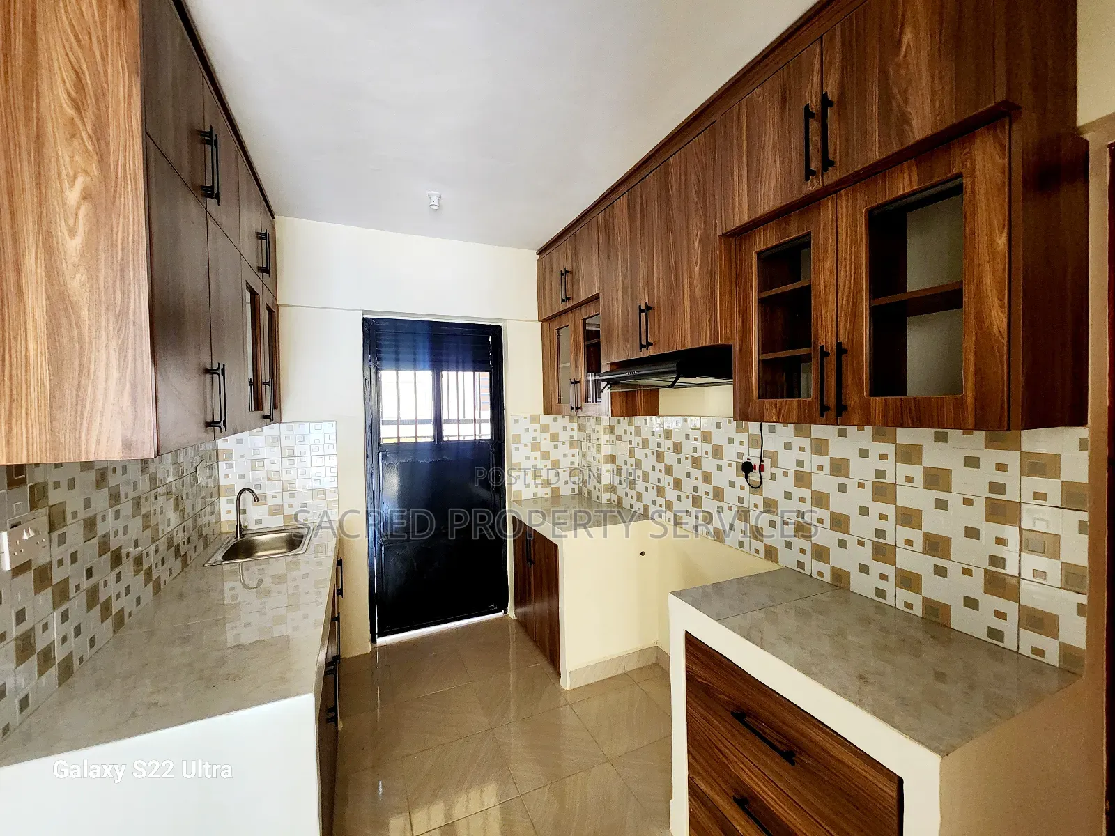 3bdrm Apartment in Kulabiro Link Road, Nakawa for rent in Nakawa