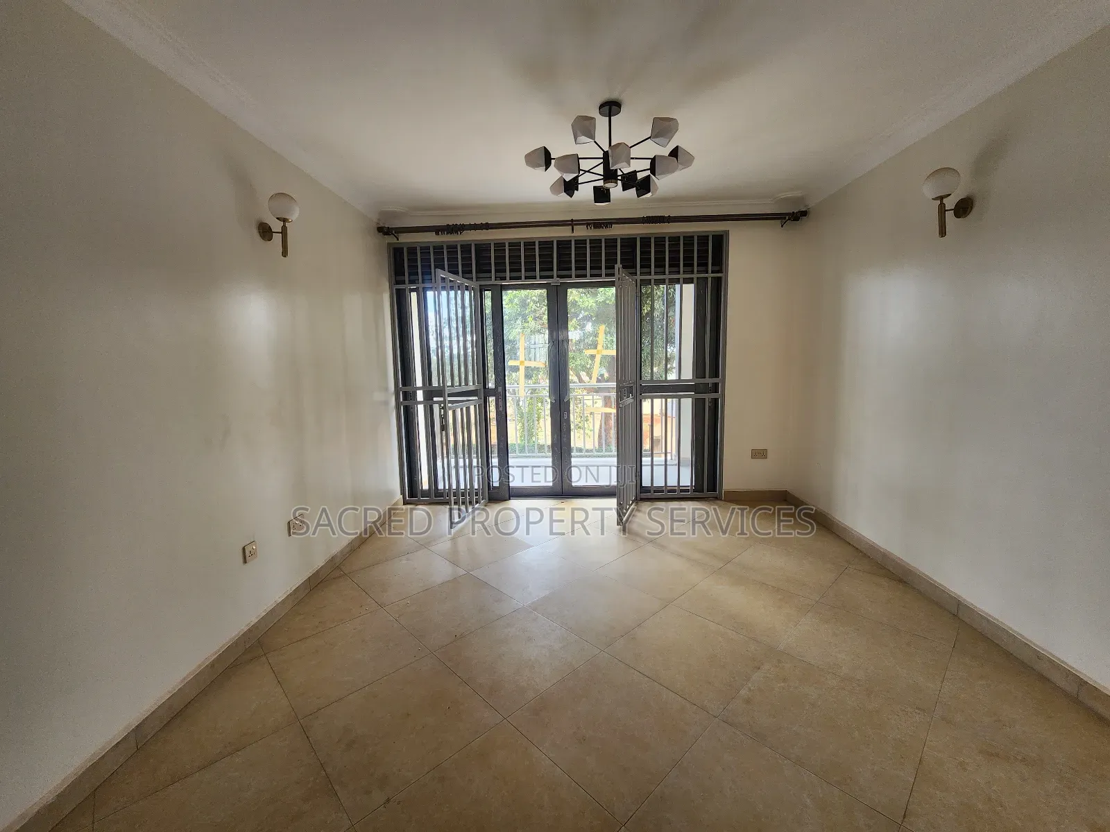 3bdrm Apartment in Buwate, Kira for rent in Kira