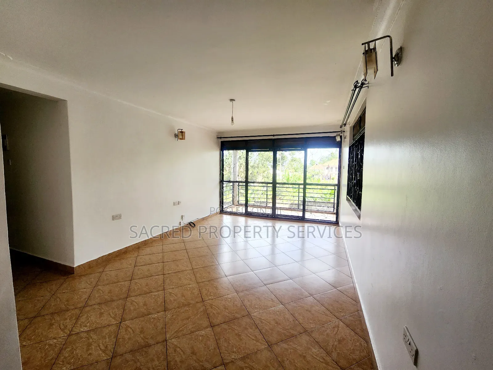 3bdrm Apartment in Kyanja Kungu Road, Kawempe for rent in Kawempe