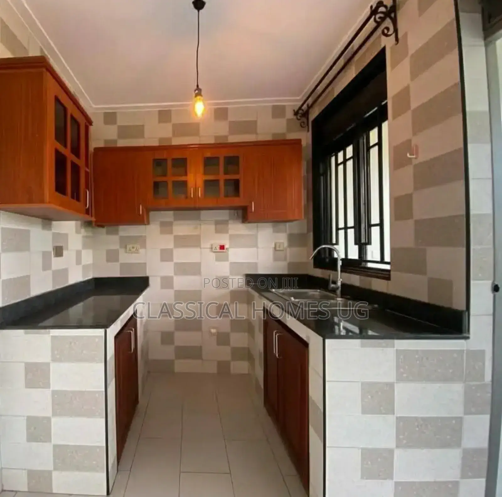 3bdrm Apartment in Lubowa Entebbe Road, Central Division for rent in Central Division