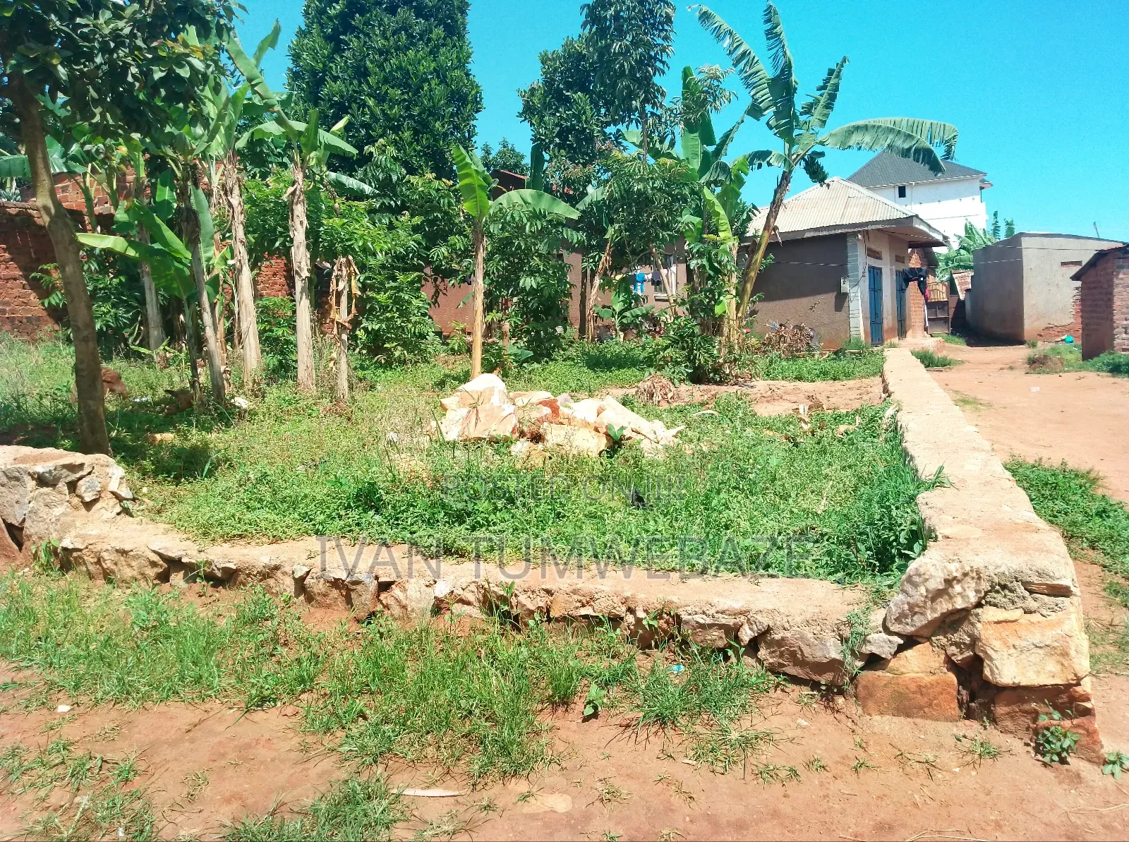 Plot For Sale In Mutungo Kigo in Central Division