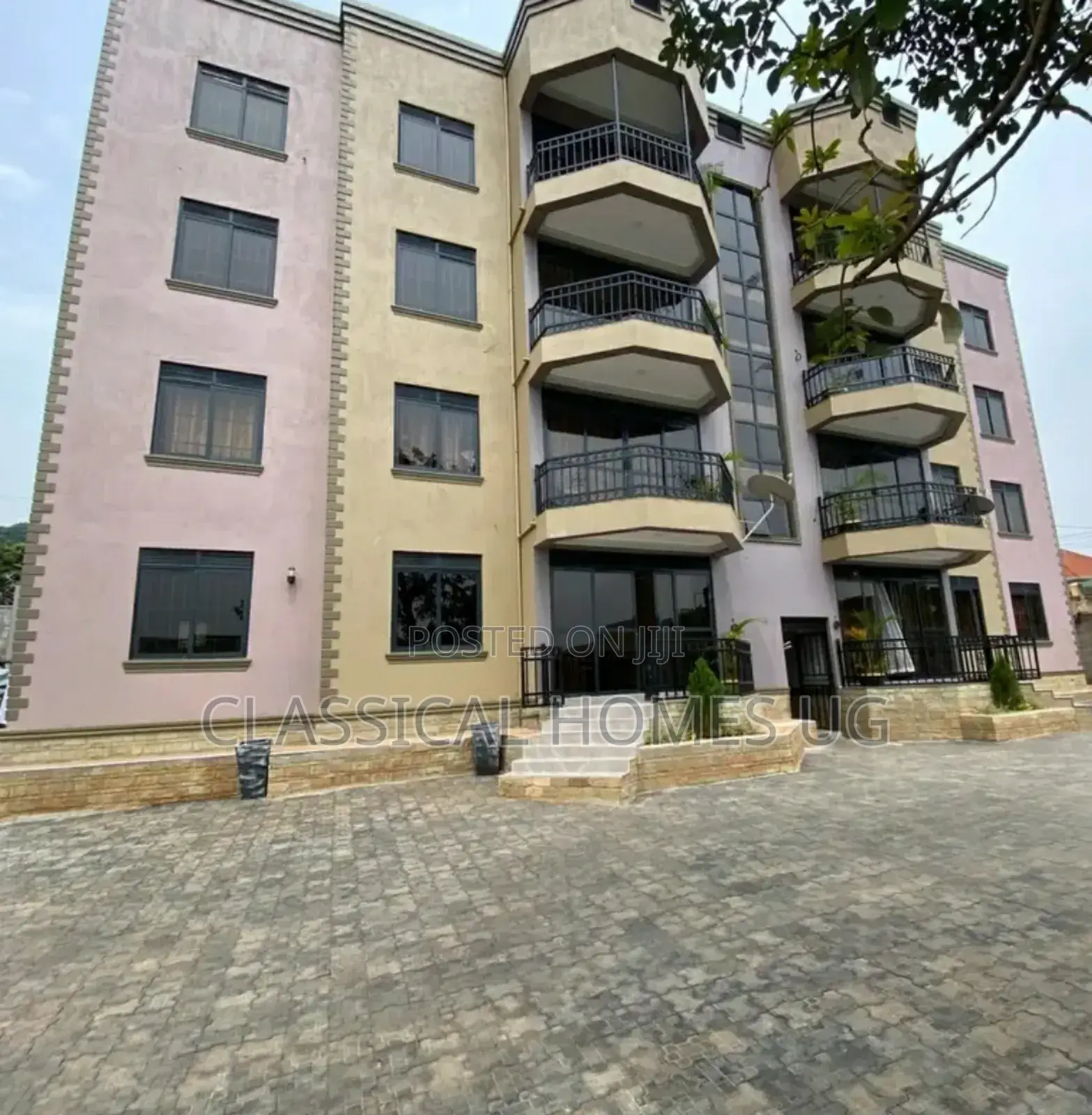 3bdrm Apartment in Lubowa Entebbe Road, Central Division for rent in Central Division