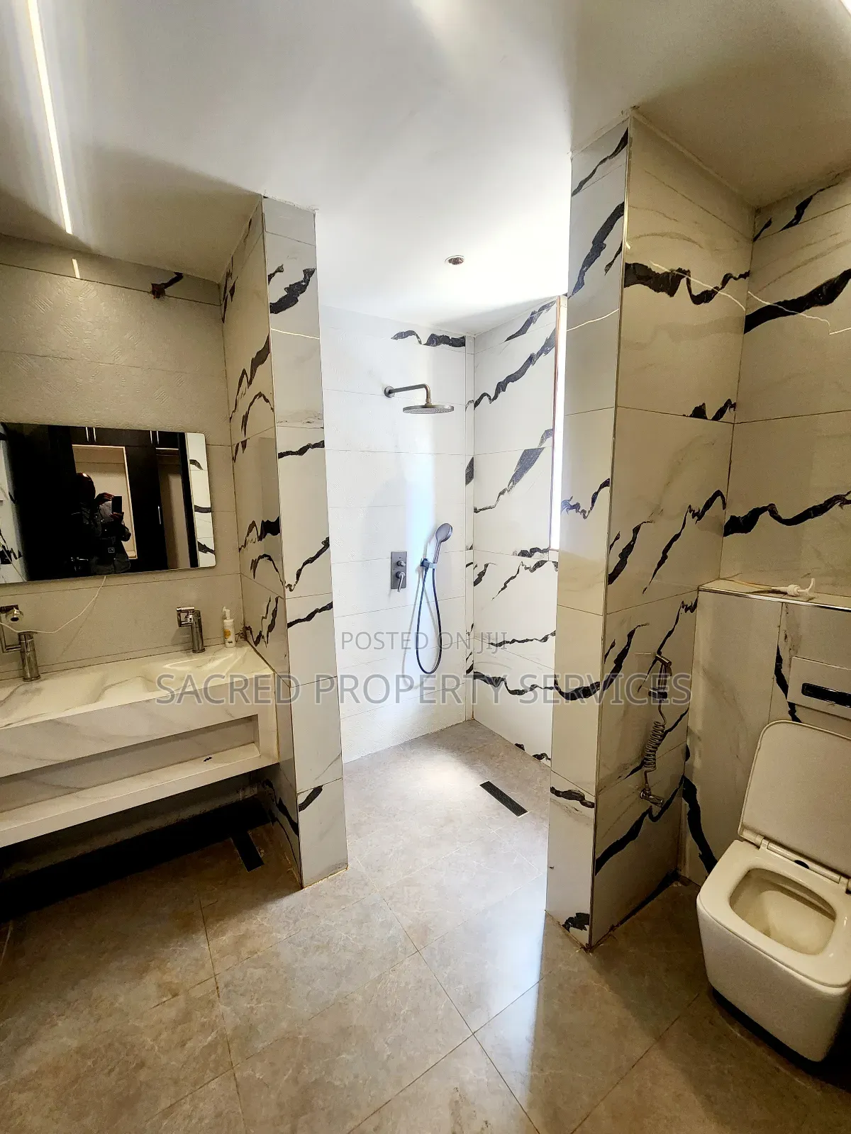 3bdrm Apartment in Kyanja Kisaasi Road, Kawempe for rent in Kawempe