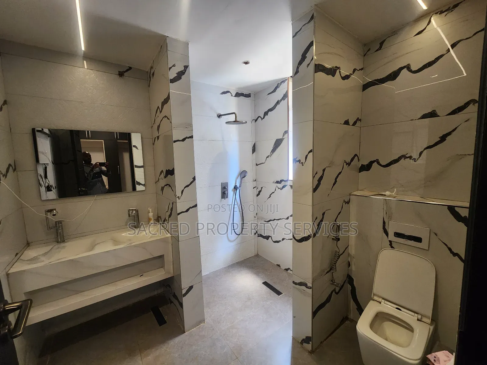 3bdrm Apartment in Kyanja Kisaasi Road, Kawempe for rent in Kawempe