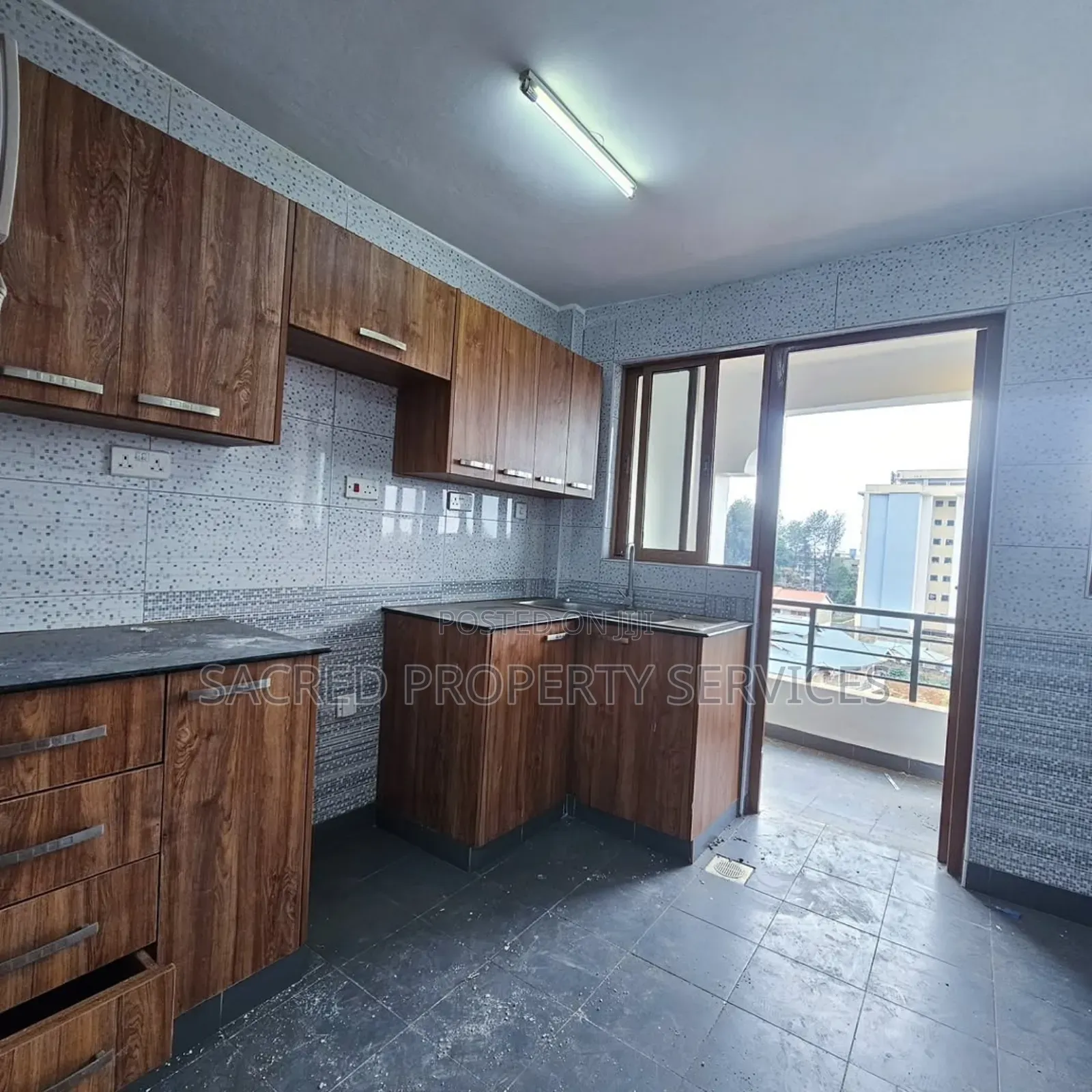 3bdrm Apartment in Kisaasi Kyanja, Kawempe for rent in Kawempe
