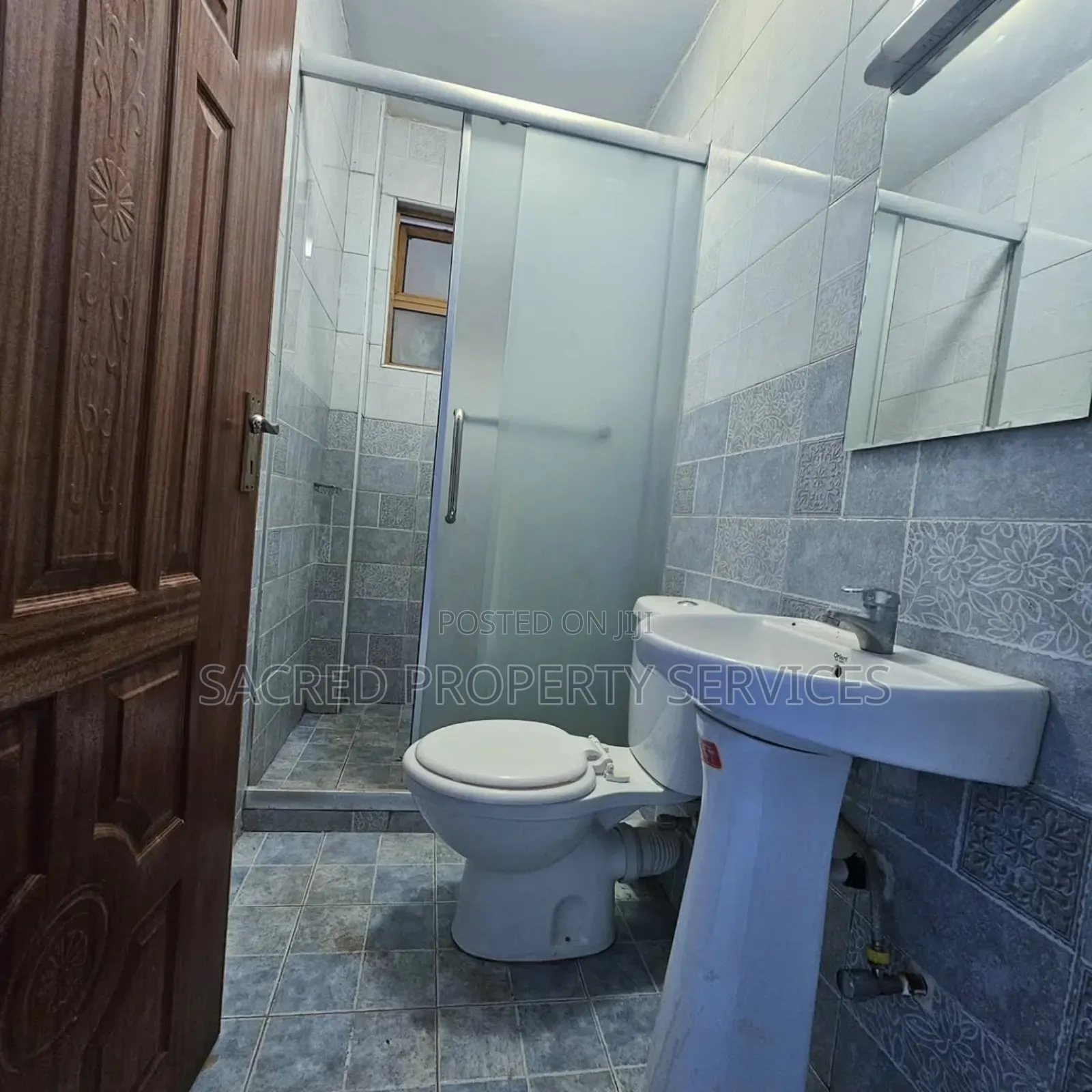 3bdrm Apartment in Kisaasi Kyanja, Kawempe for rent in Kawempe