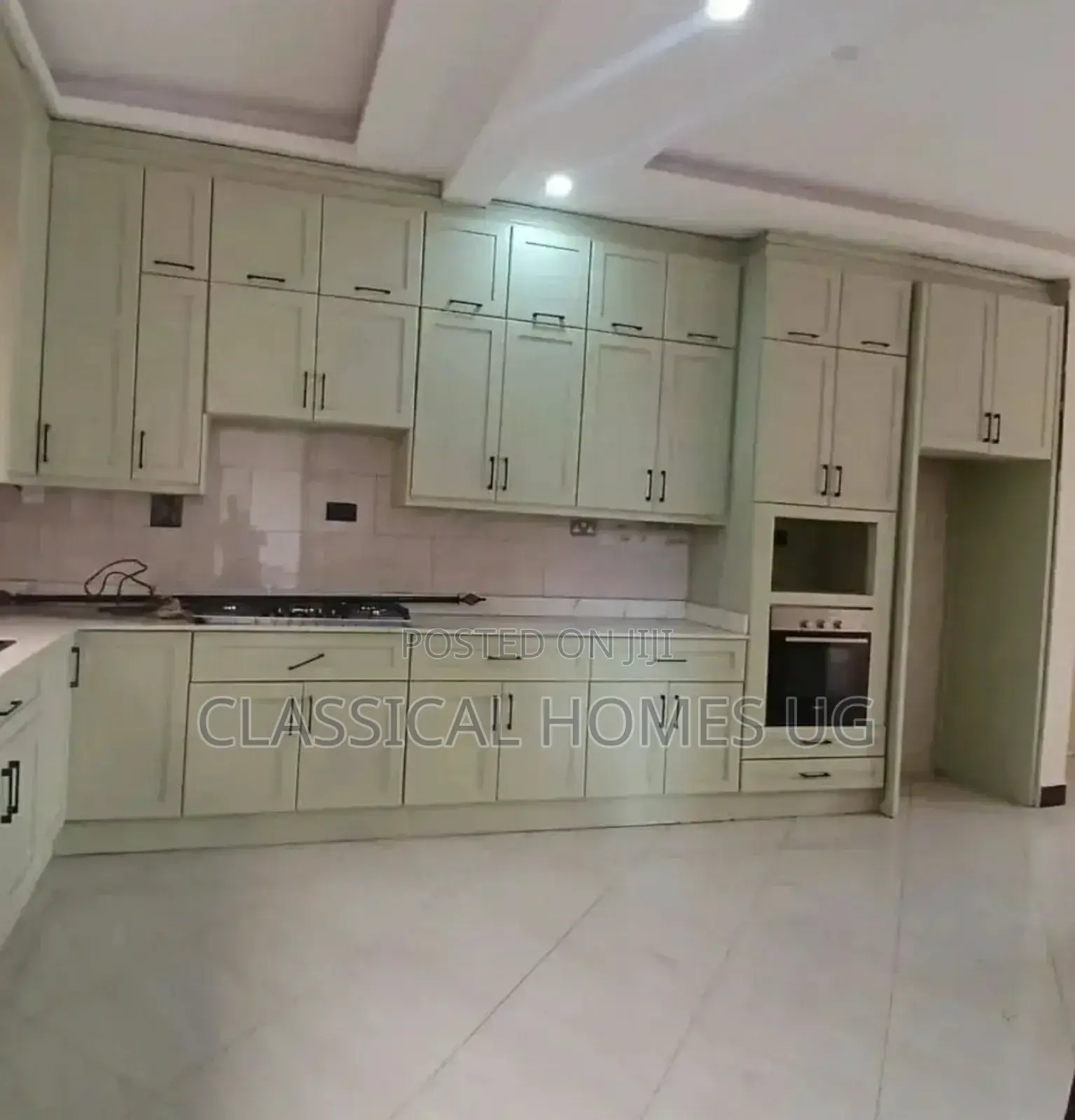 5bdrm Duplex in Lubowa Entebbe Road, Central Division for rent in Central Division