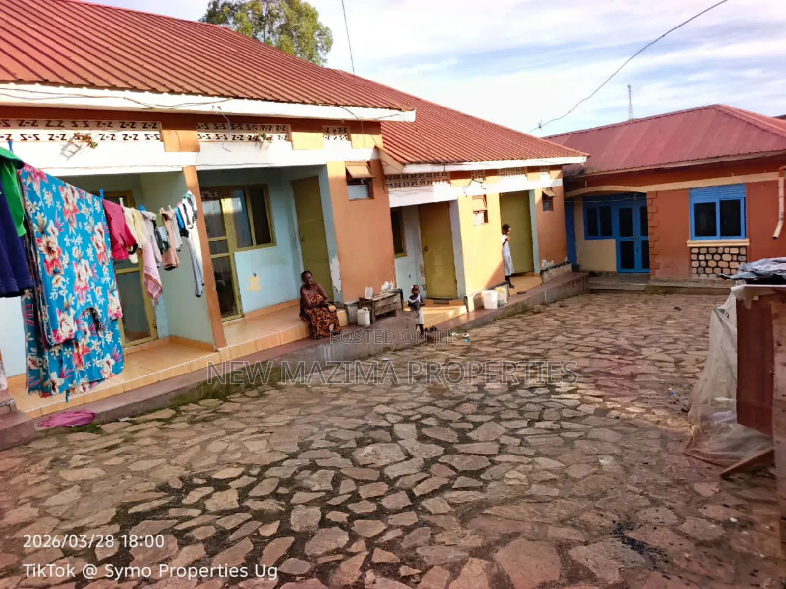 6bdrm House in Nansana Town, Central Division for sale in Central Division