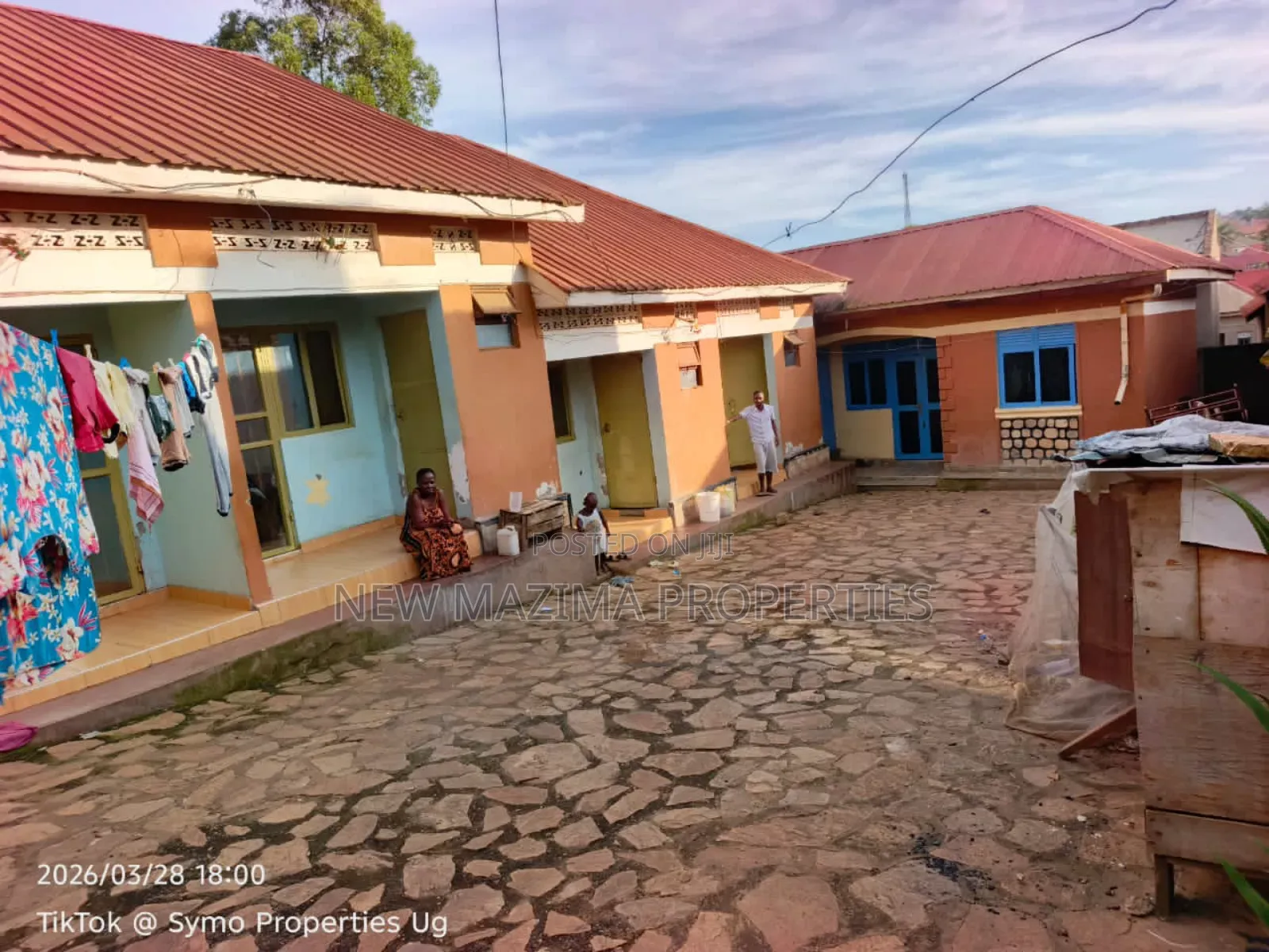 6bdrm House in Nansana Town, Central Division for sale in Central Division