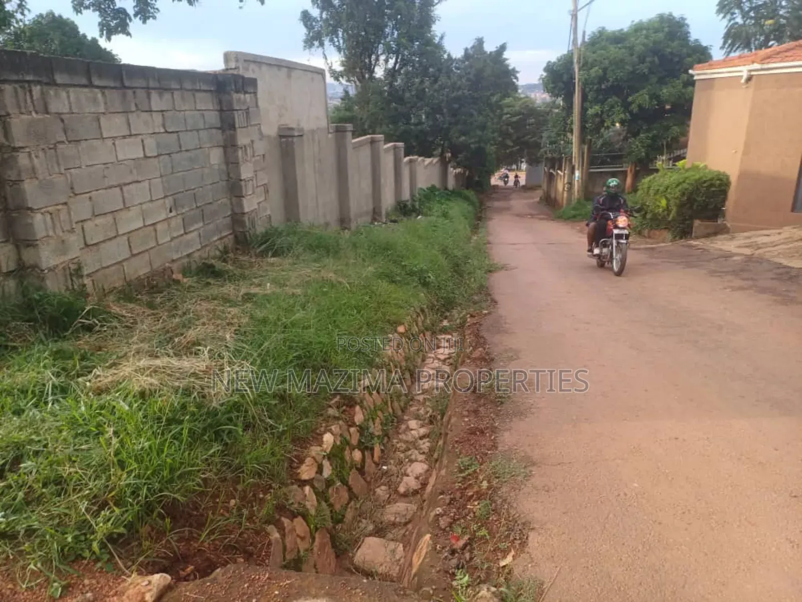 New Estate in Heart of Seguku Town Tarmac in Central Division