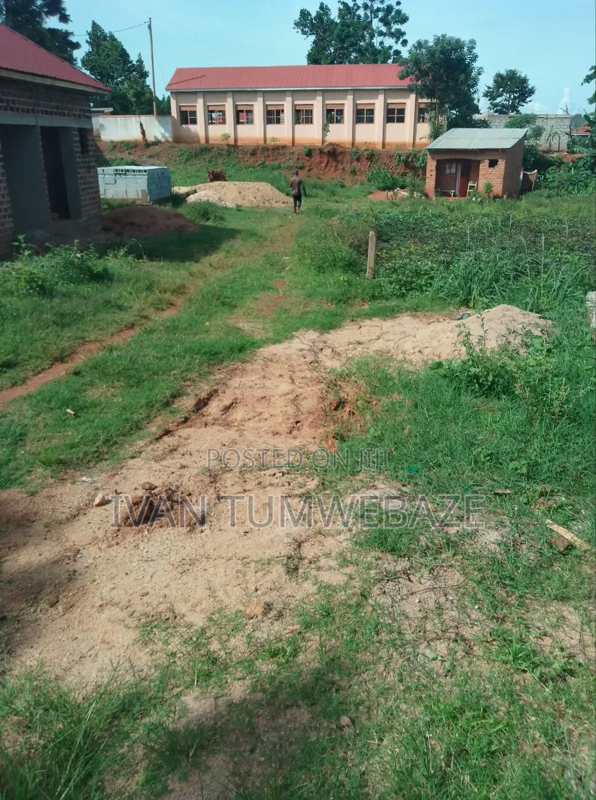 Plot for Sale in Kawuku Entebbe Road 50/100ft. Lake View in Central Division
