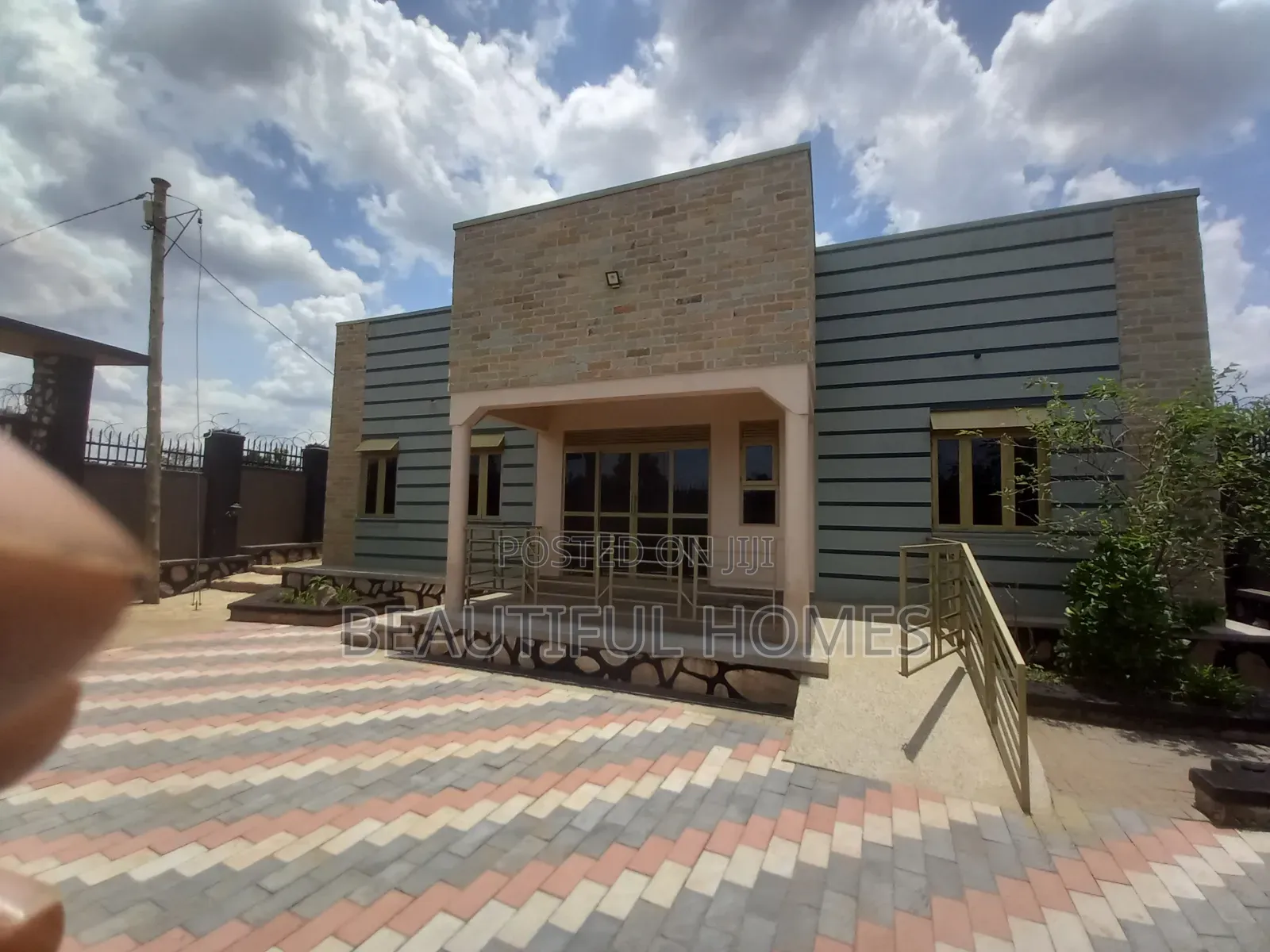 Furnished 4bdrm Bungalow in Nakwero, Kira for sale in Kira