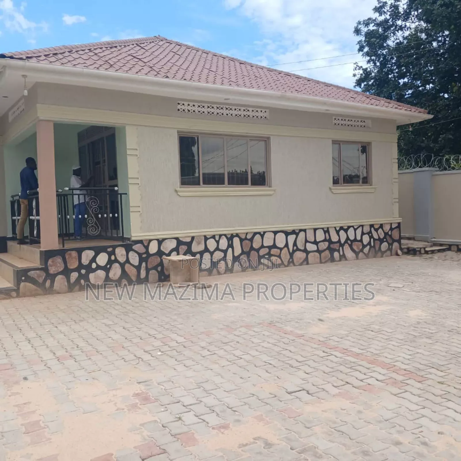 4bdrm Bungalow in Nansana Town, Central Division for sale in Central Division