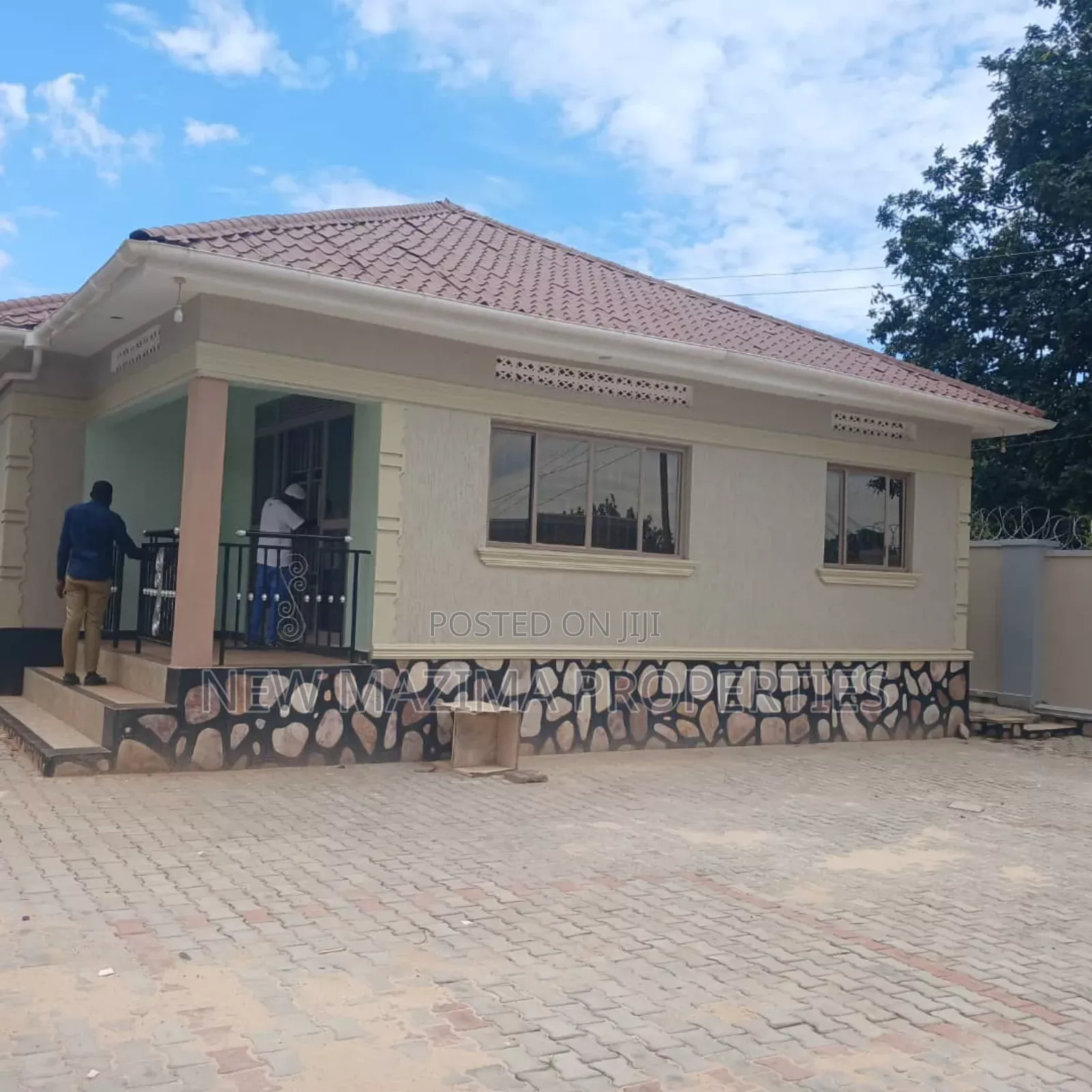 4bdrm Bungalow in Nansana Town, Central Division for sale in Central Division